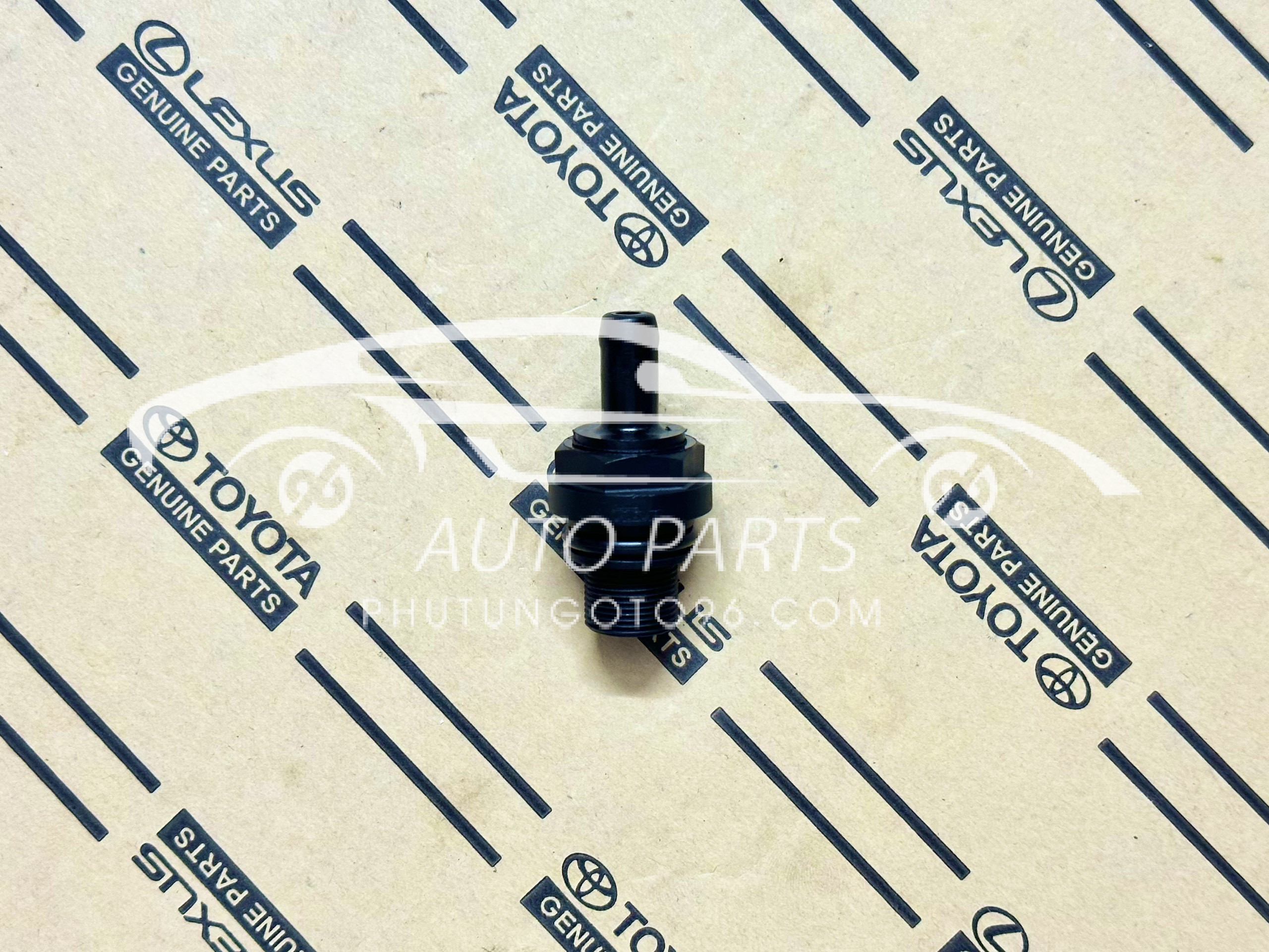 12204-0C010 Van thông hơi nắp giàn cò Innova, Fortuner, Hilux, Hiace, Prado, Coaster