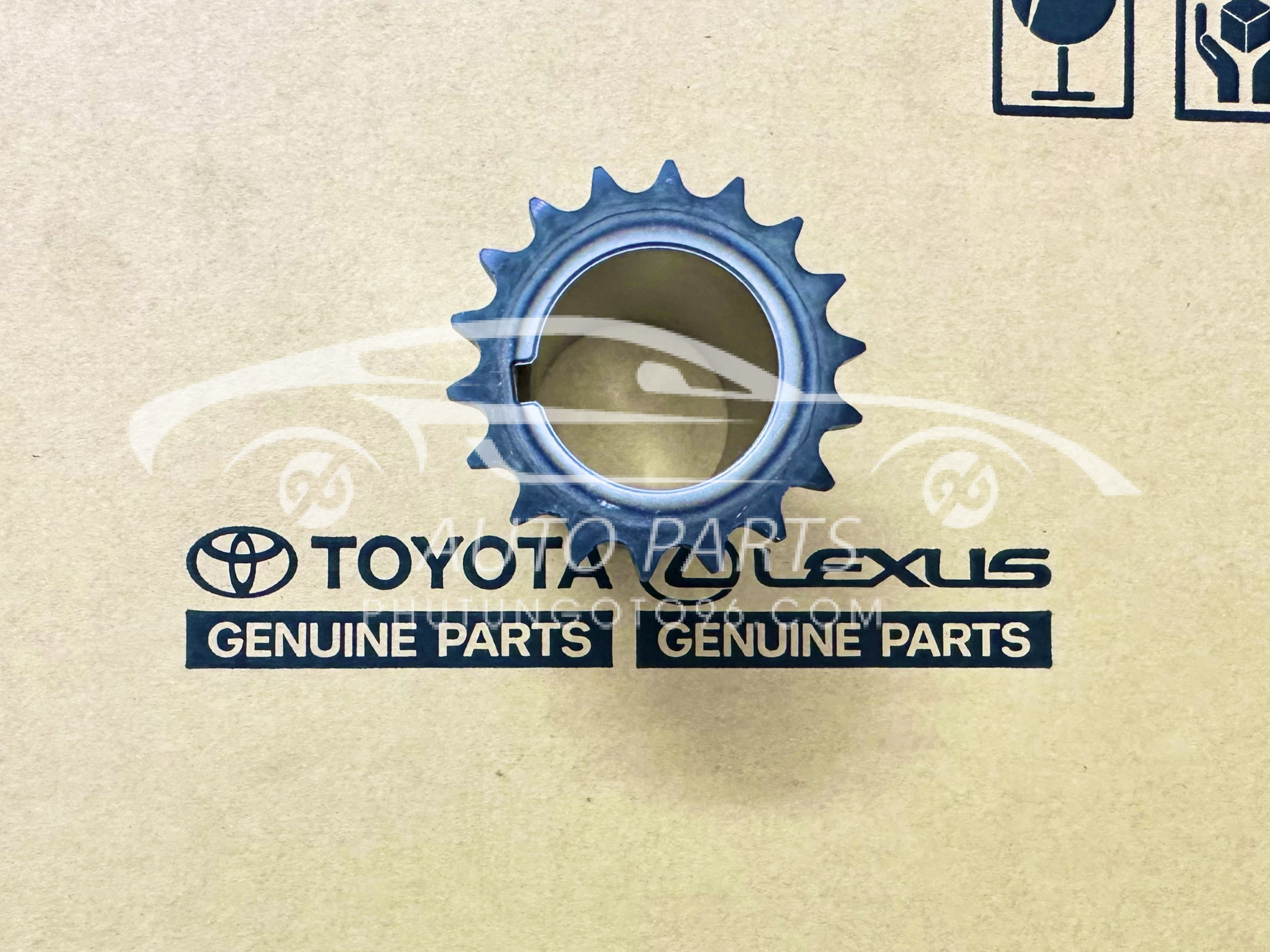 13521-0C011 Bánh răng trục cơ Innova