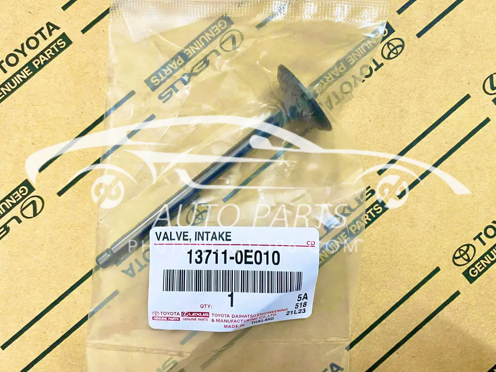 13711-0E010 Xupap hút Fortuner GD