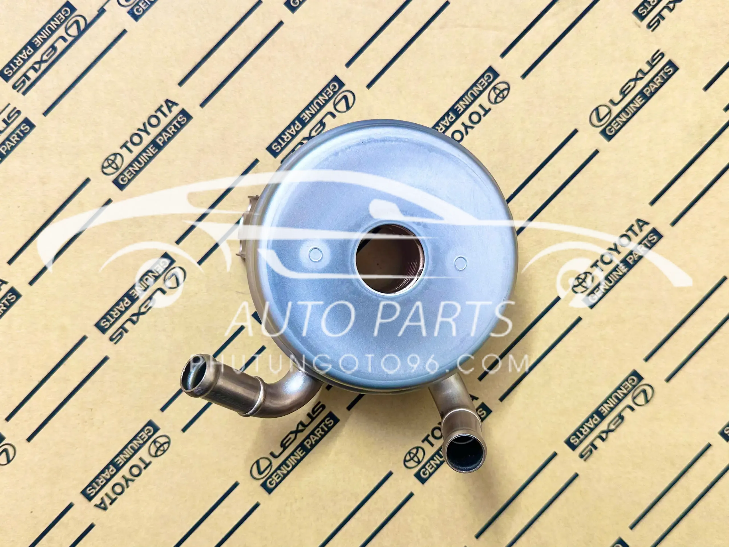 15710-31021 Két làm mát dầu số Highlander - RX350