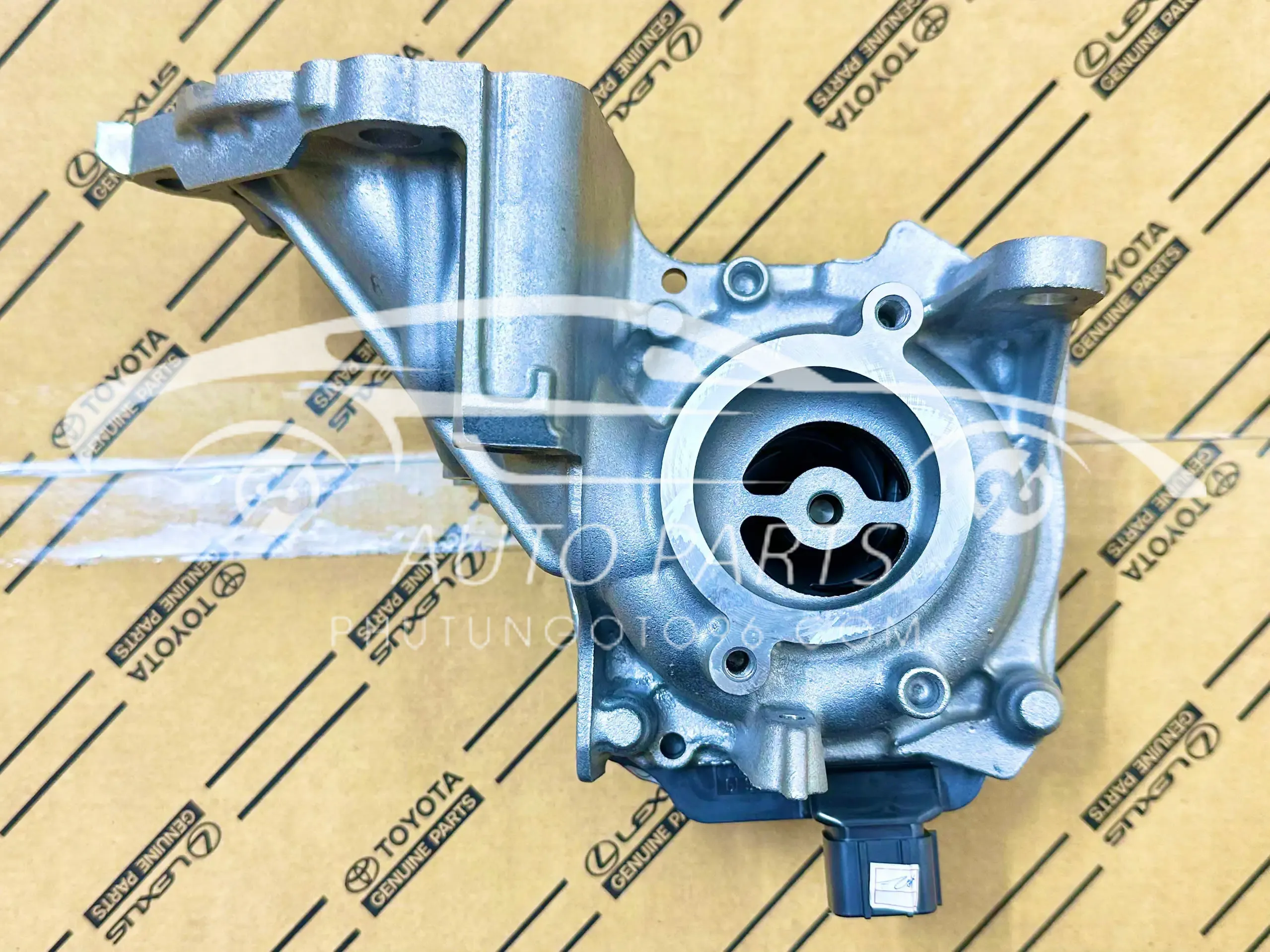 16032-25010 Bơm nước ES250 2019 (Bơm điện)