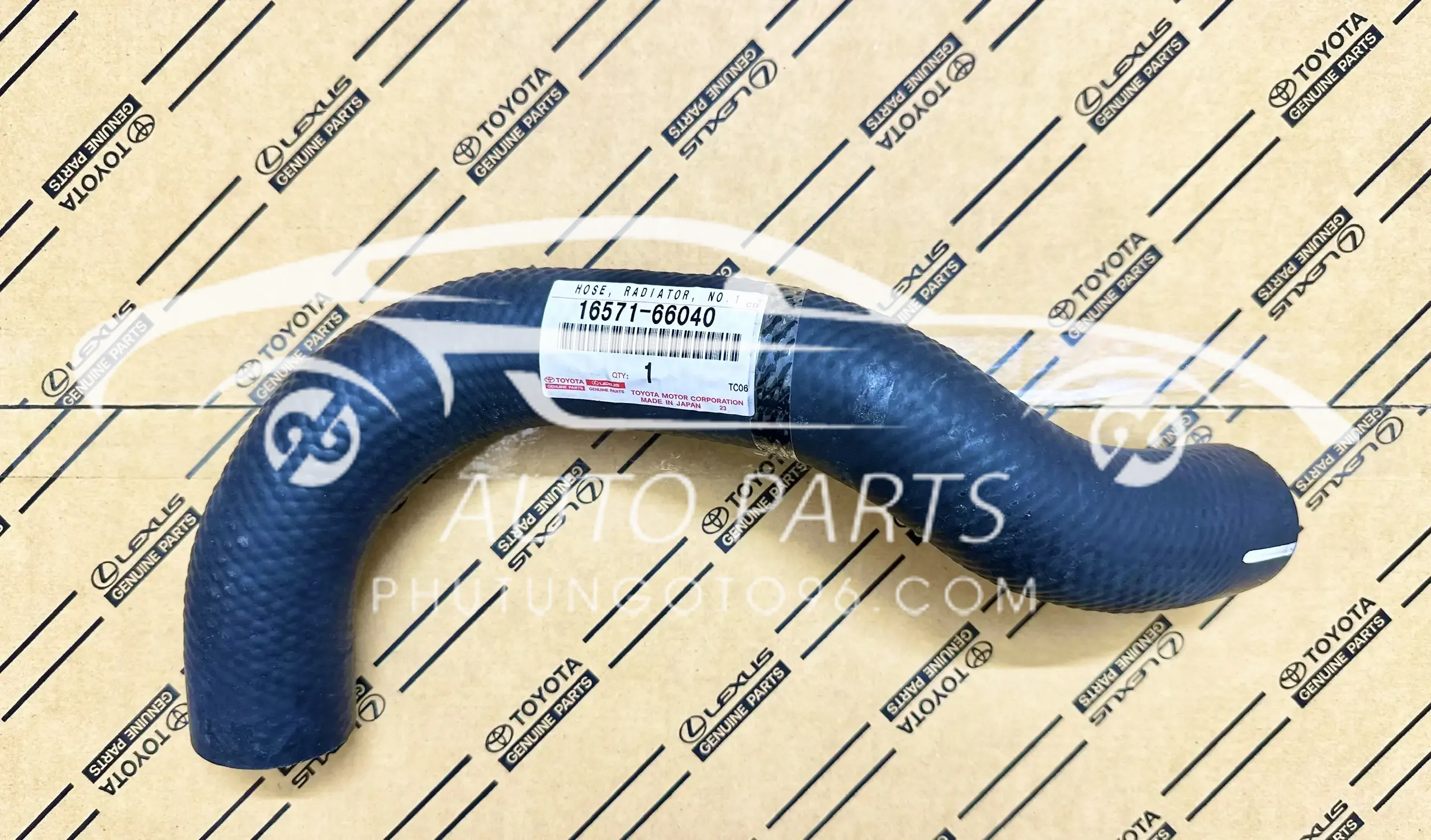 16571-66040 Cút nước trên Land Cruiser