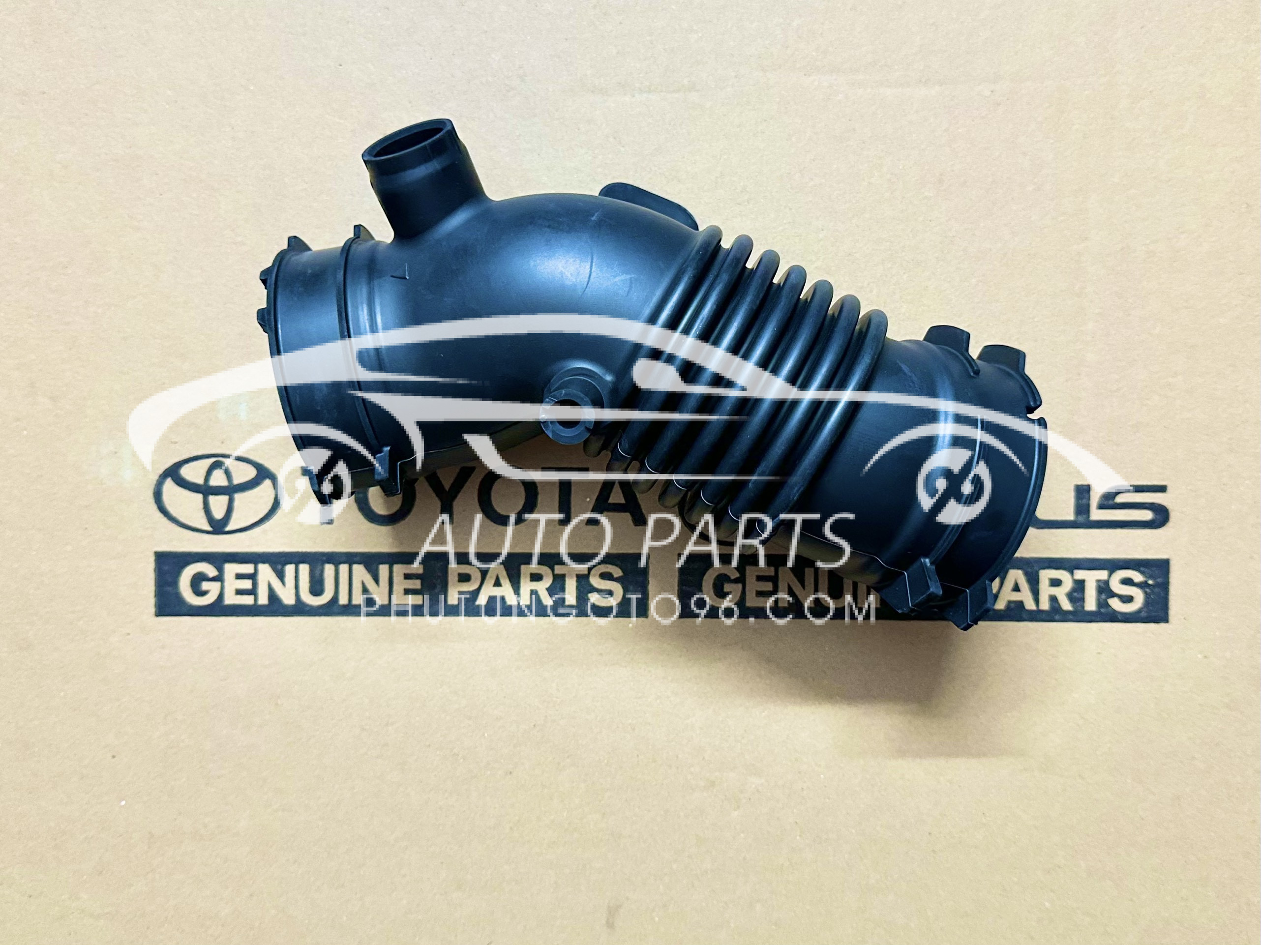 17881-0T510 Ống gió bầu E Cross