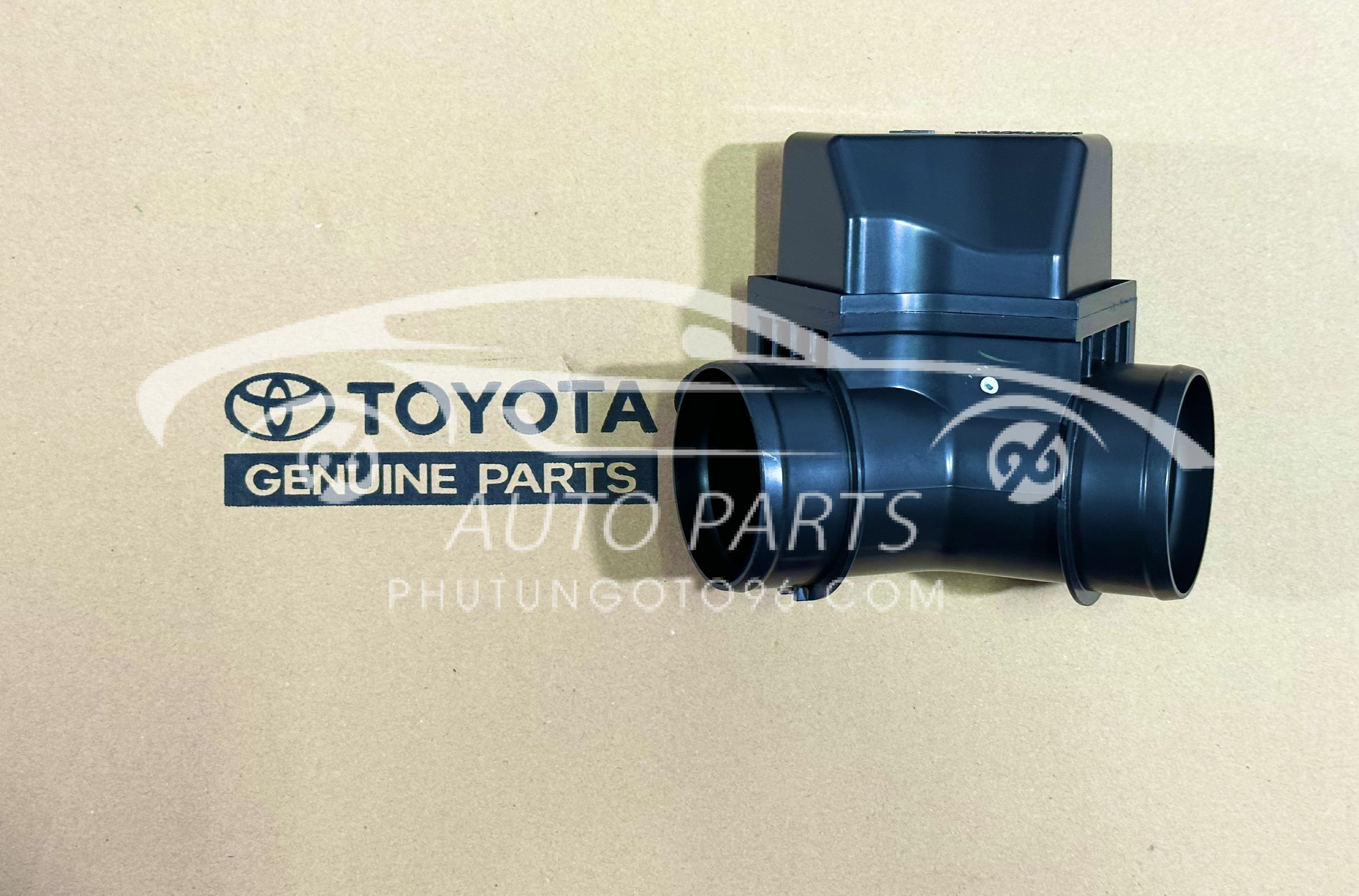 17882-BZ100 Ống hút gió vào hộp lọc gió Veloz Cross