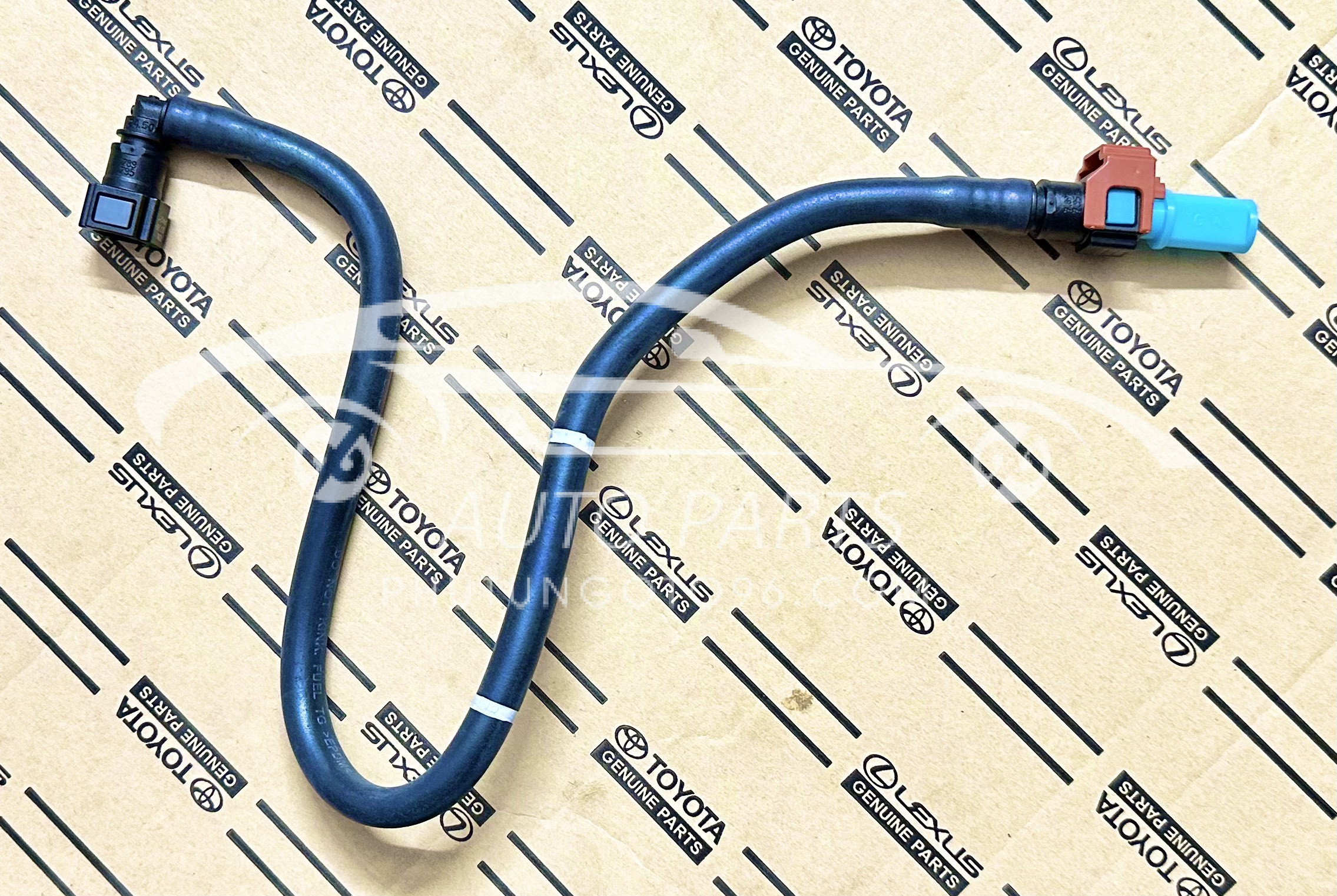 23271-0C011 Ống dẫn nhiên liệu Innova, Fortuner, Hilux