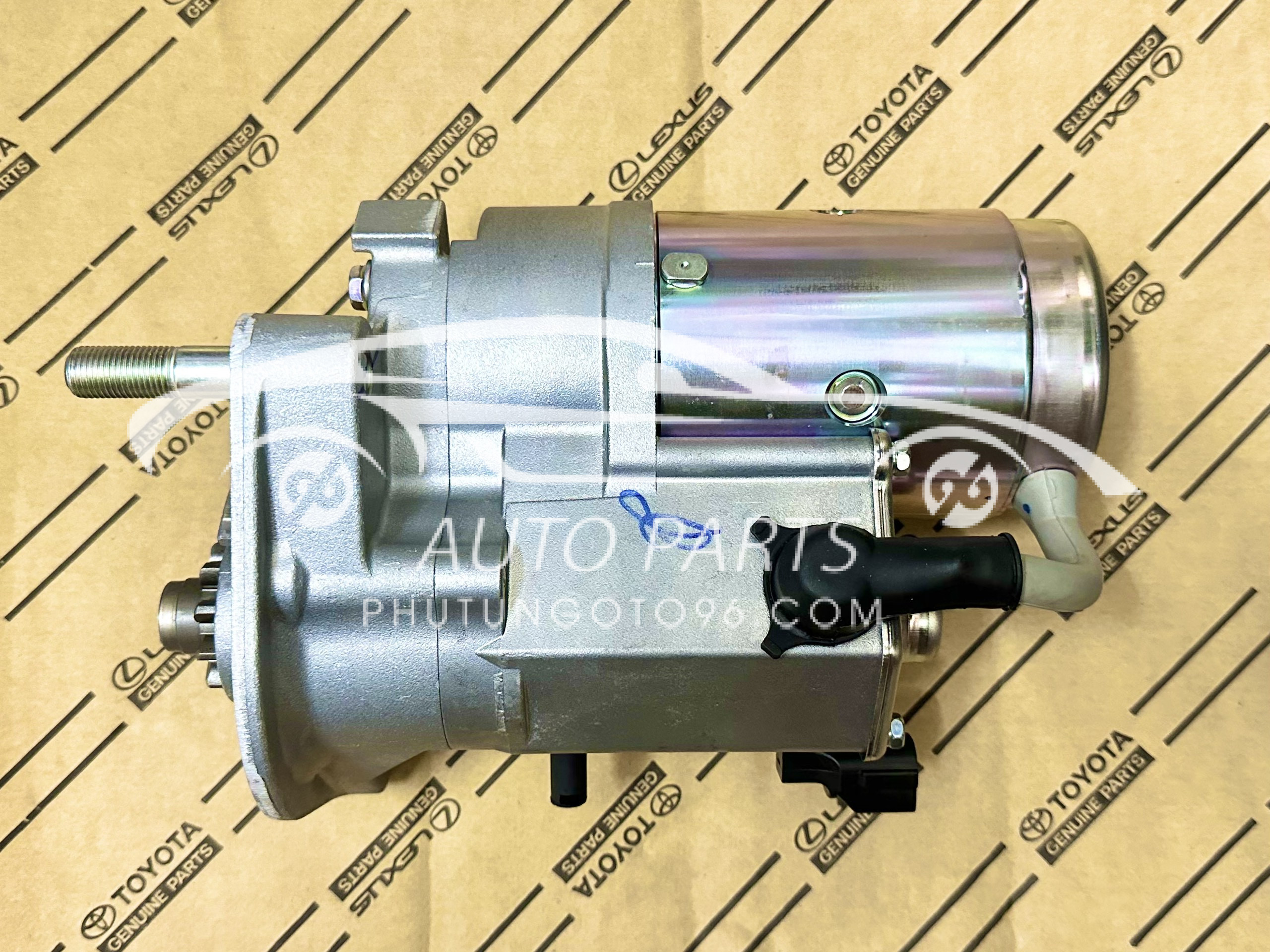 28100-0L032 Máy đề Hilux