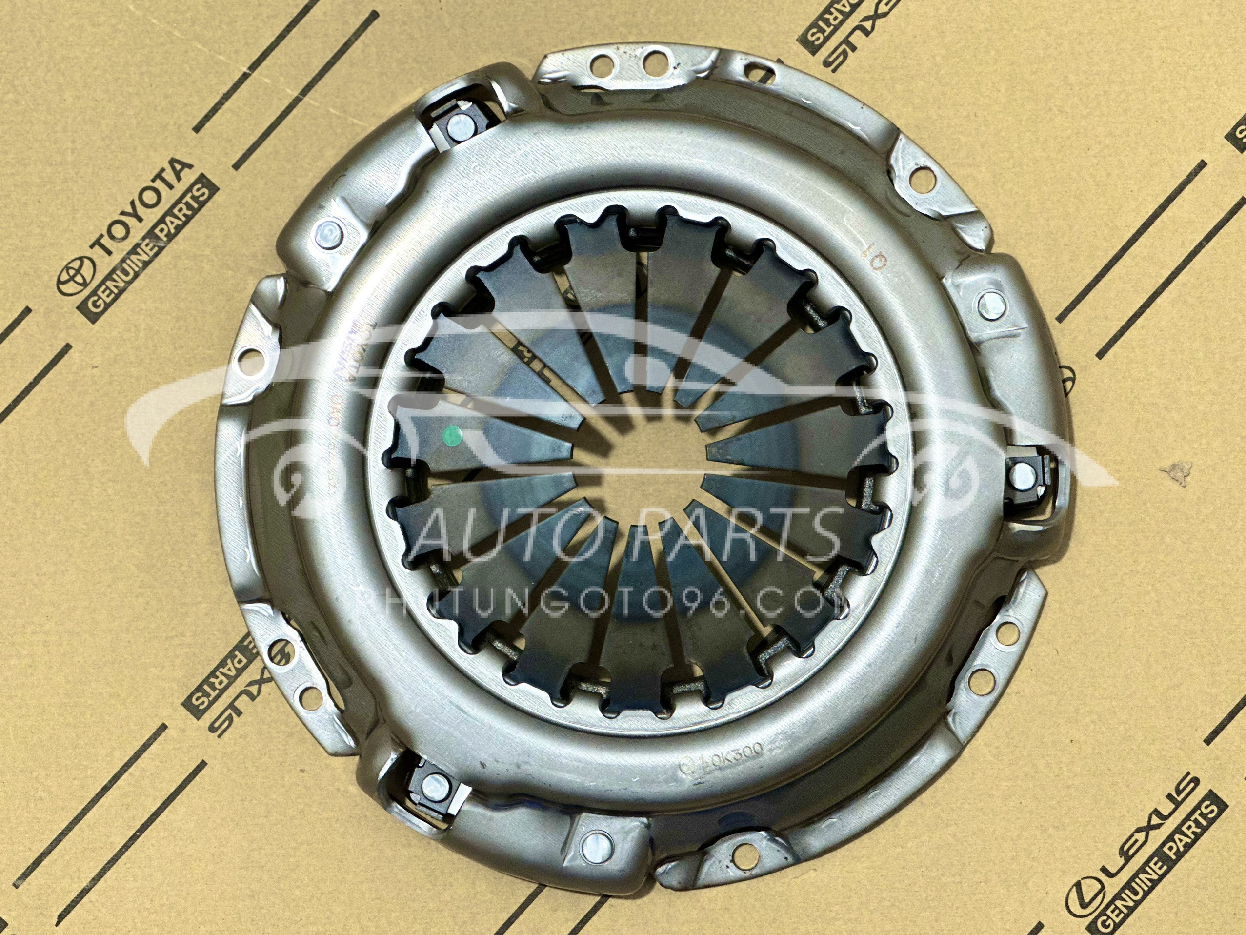 31210-0K300 Bàn ép Innova 2017