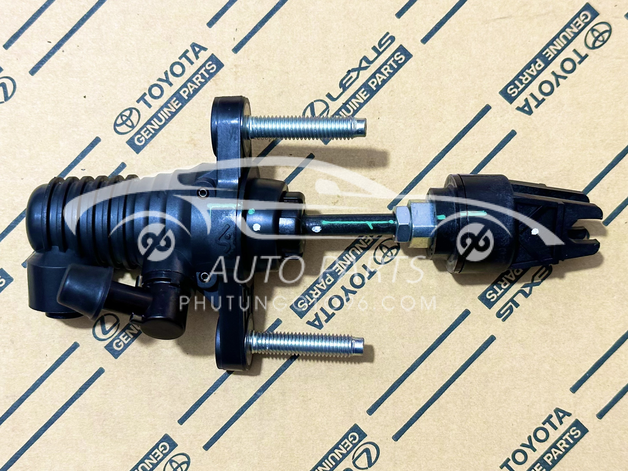 31420-0K014 Tổng côn Innova, Fortuner