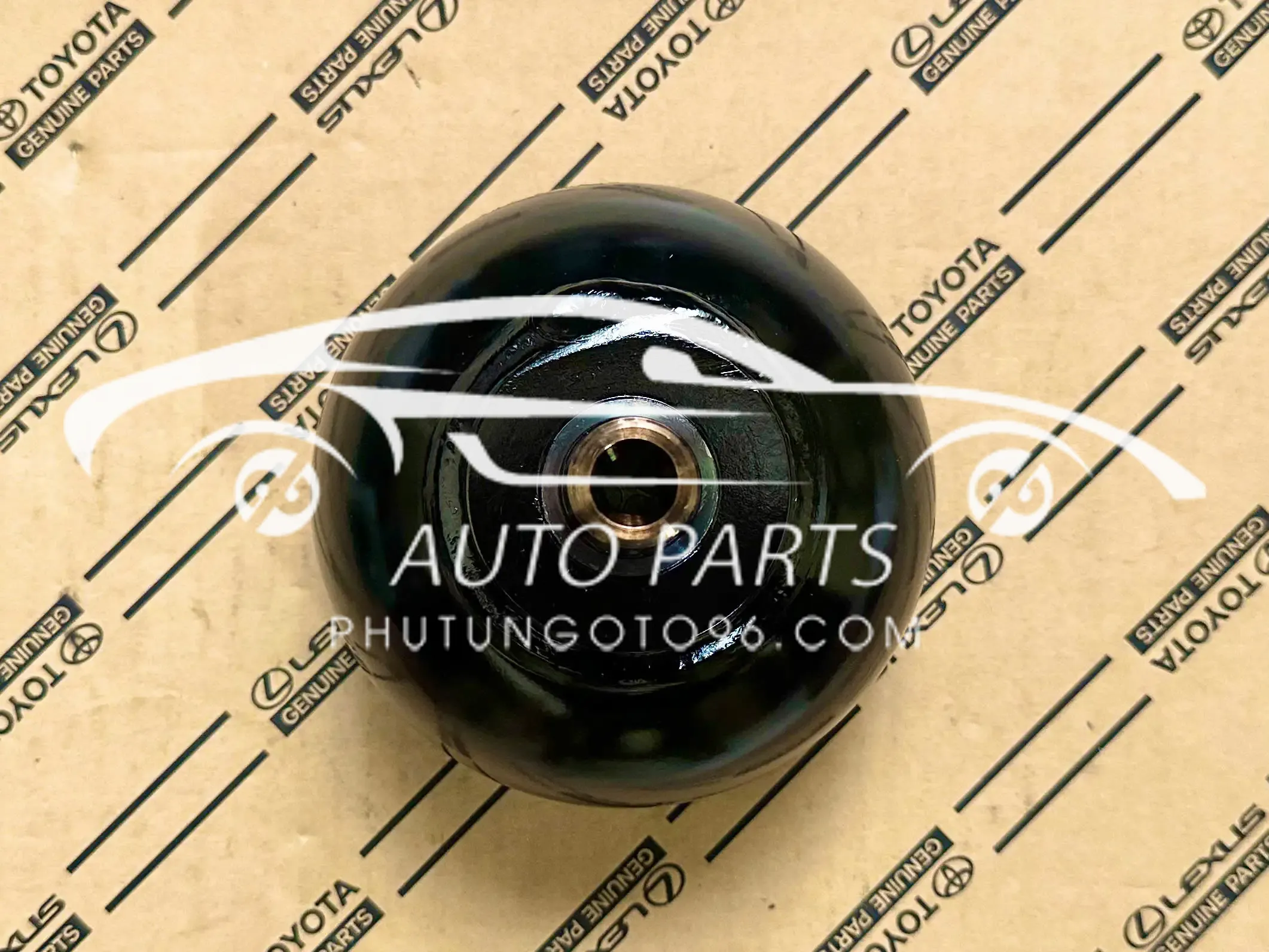 49151-60020 Bầu tích áp sau Lexus LX570