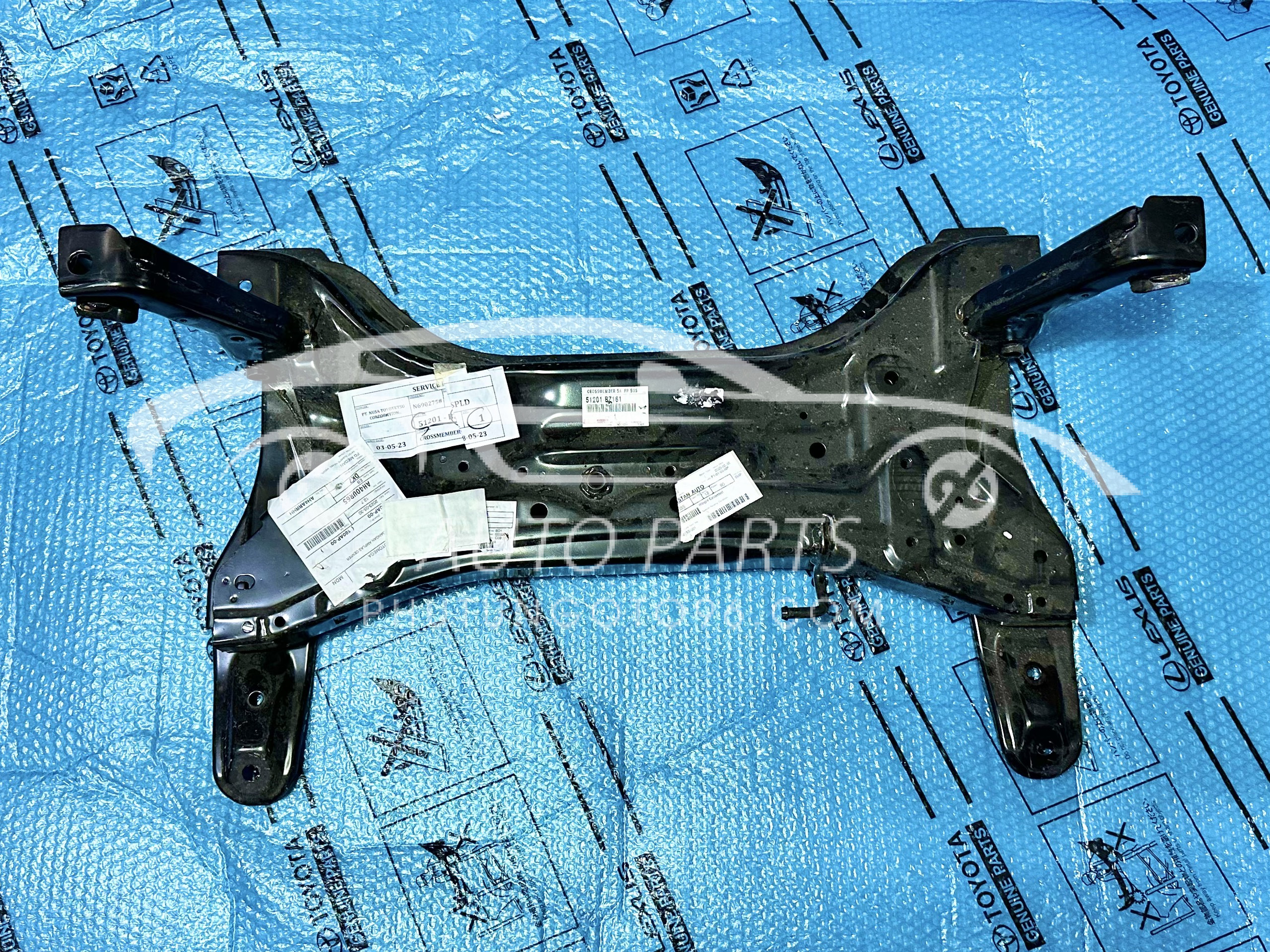 51201-BZ161 Giá đỡ động cơ Veloz Cross 2021