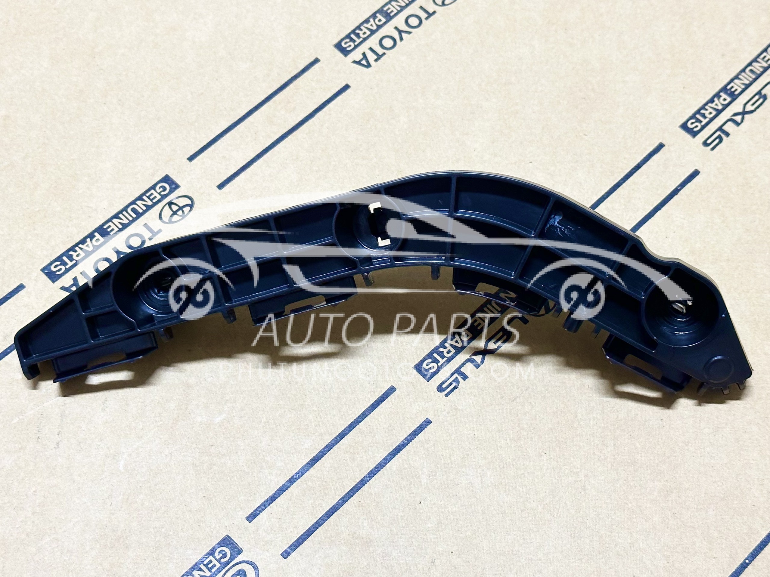 52116-0K090 Giá bắt ba đờ xốc trước Innova 2012 LH