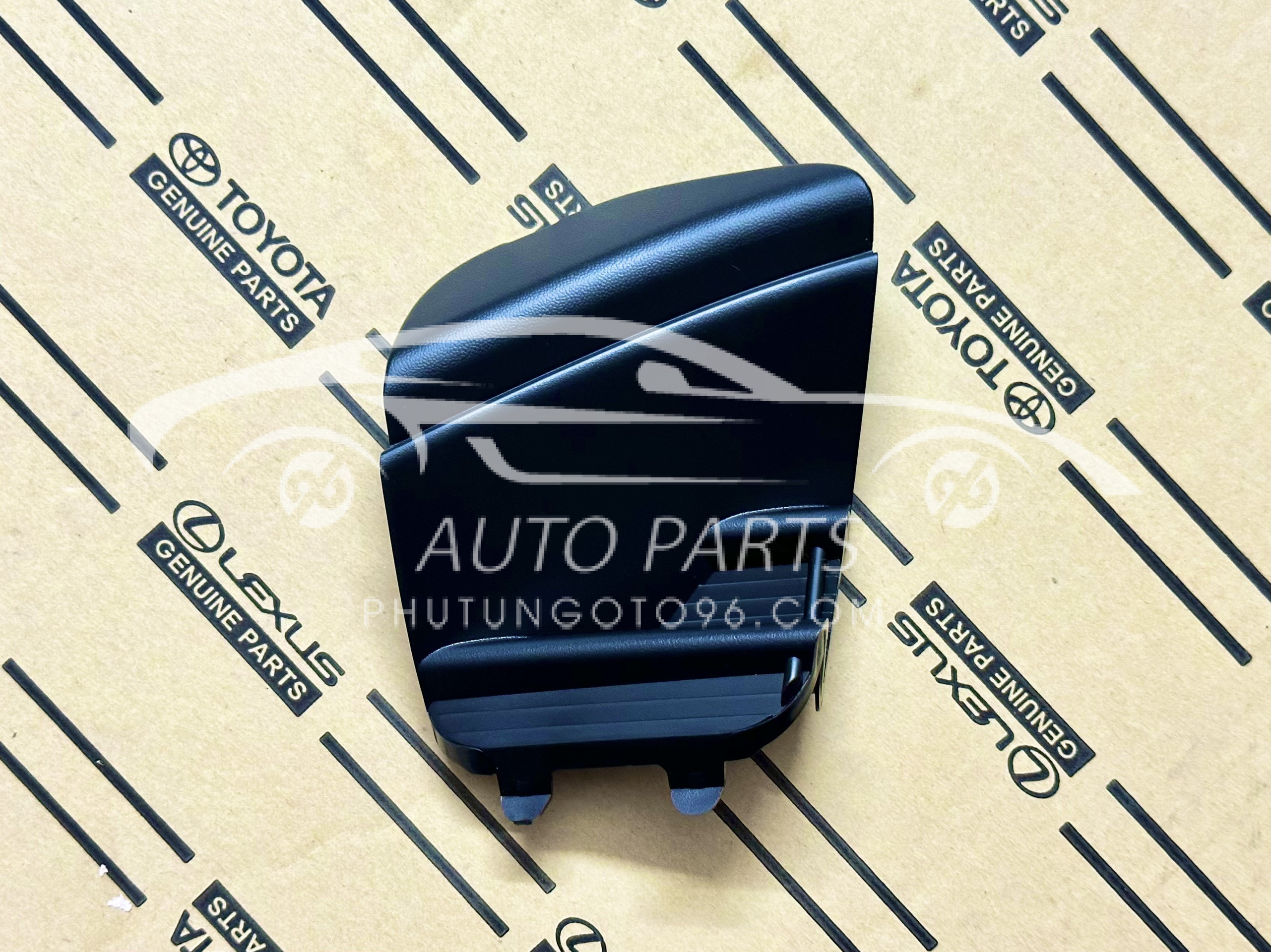 52127-BZ780 Ốp móc kéo cứu hộ ba đờ xốc trước Rush RH