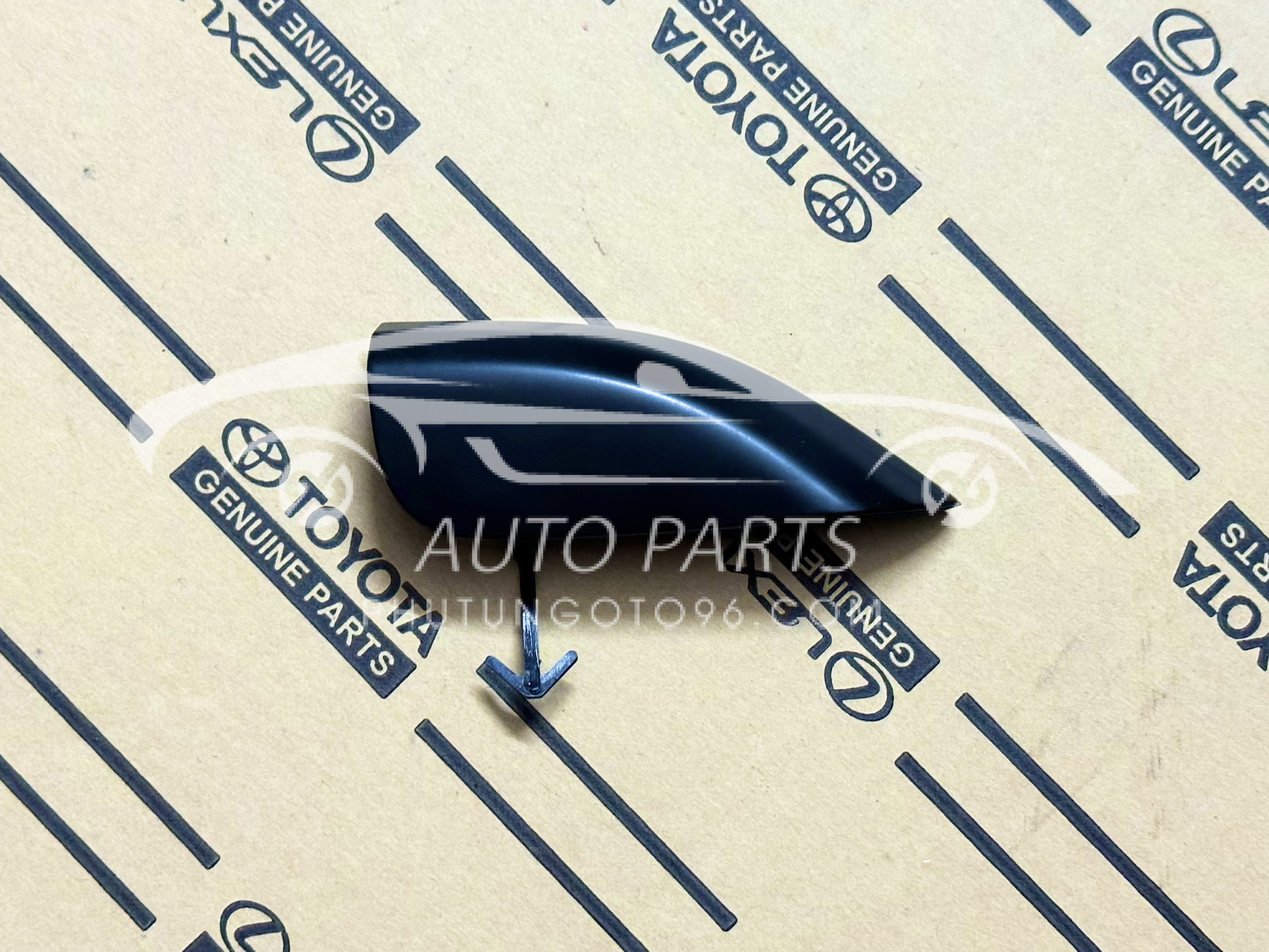 52163-0A903 Ốp móc kéo cứu hộ sau Cross