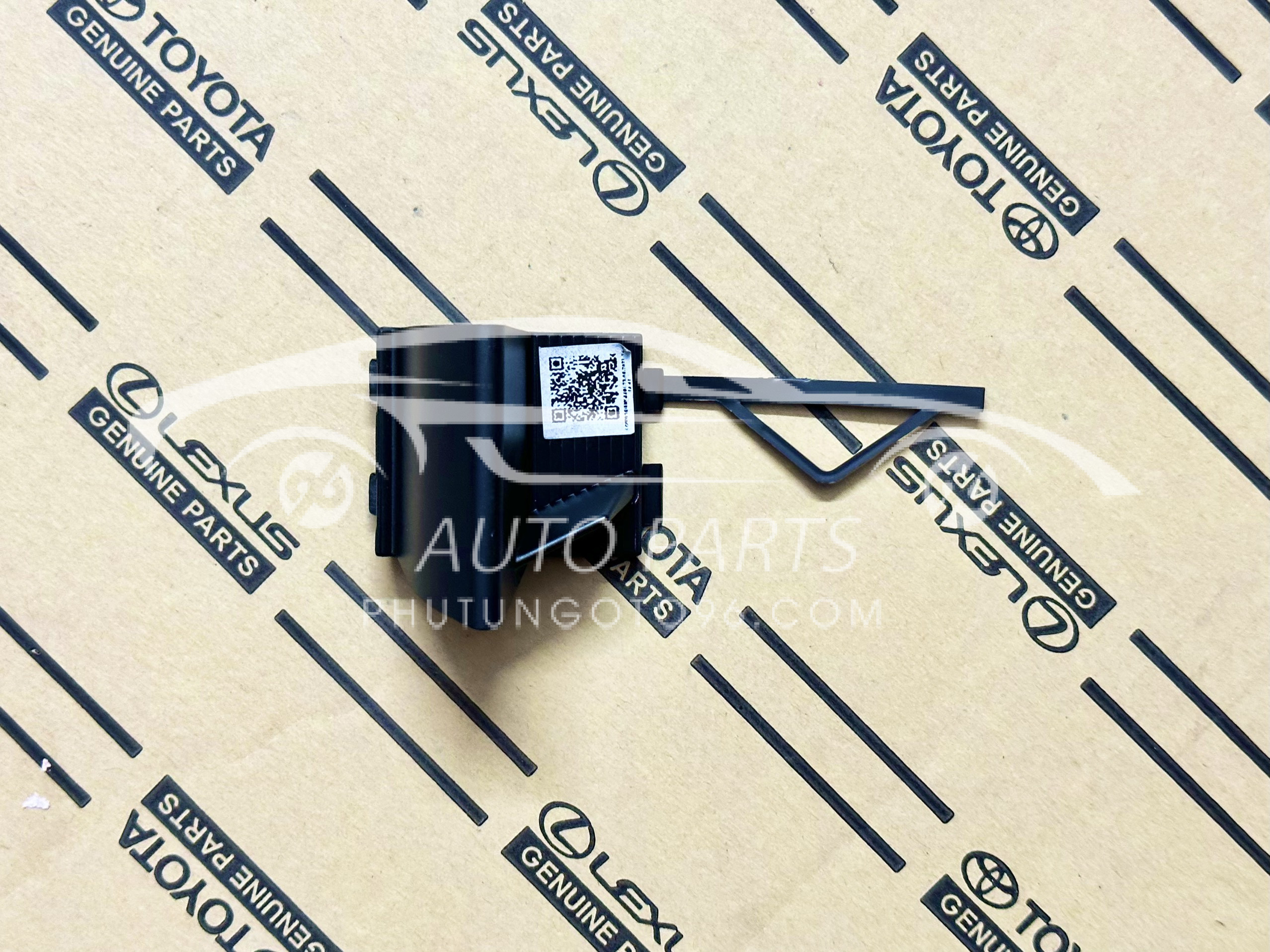 52716-BZ010 Ốp lỗ bắt lưới thoáng Wigo LH