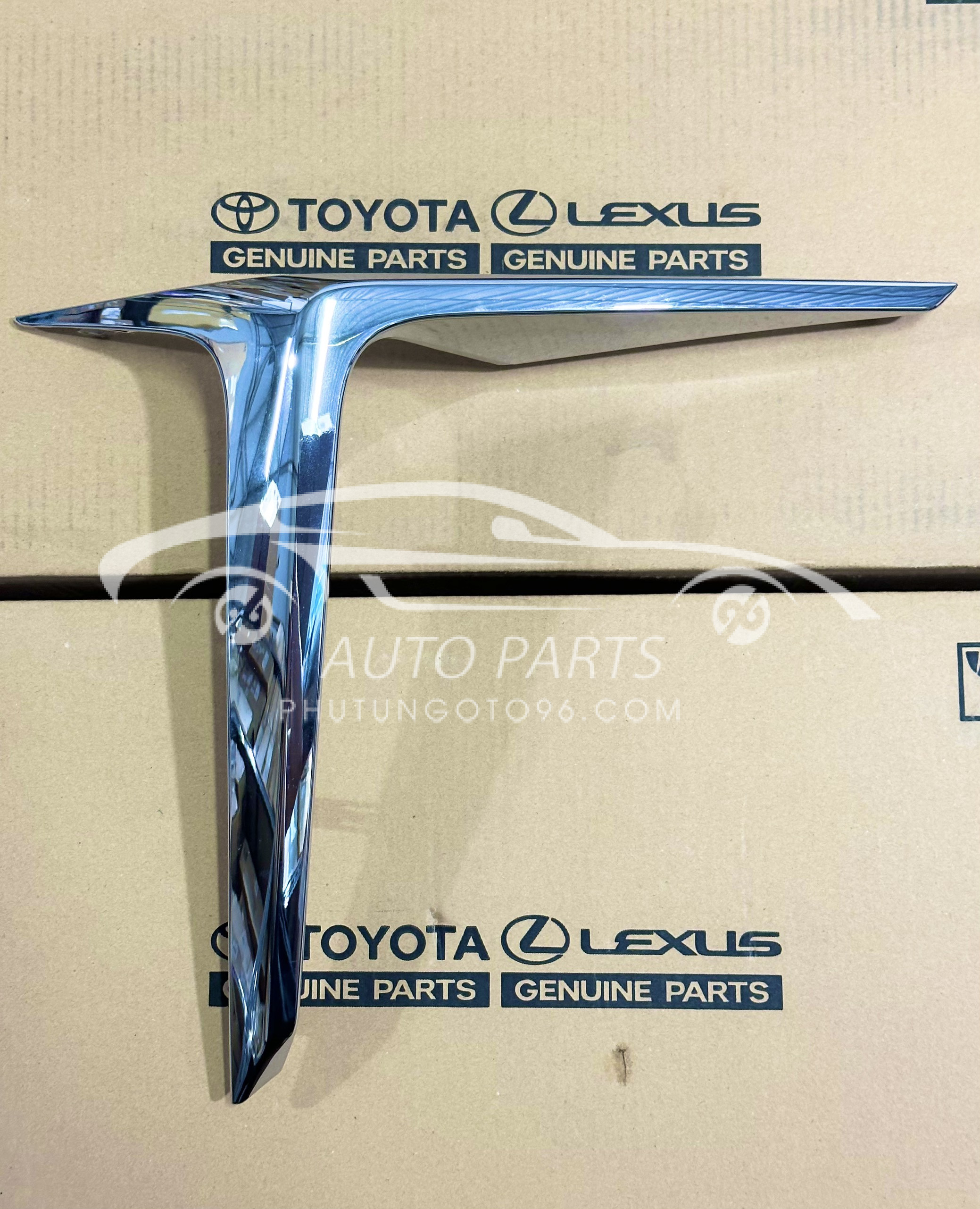 52721-BZ090 Nẹp mạ ba đờ xốc trước Veloz Cross RH