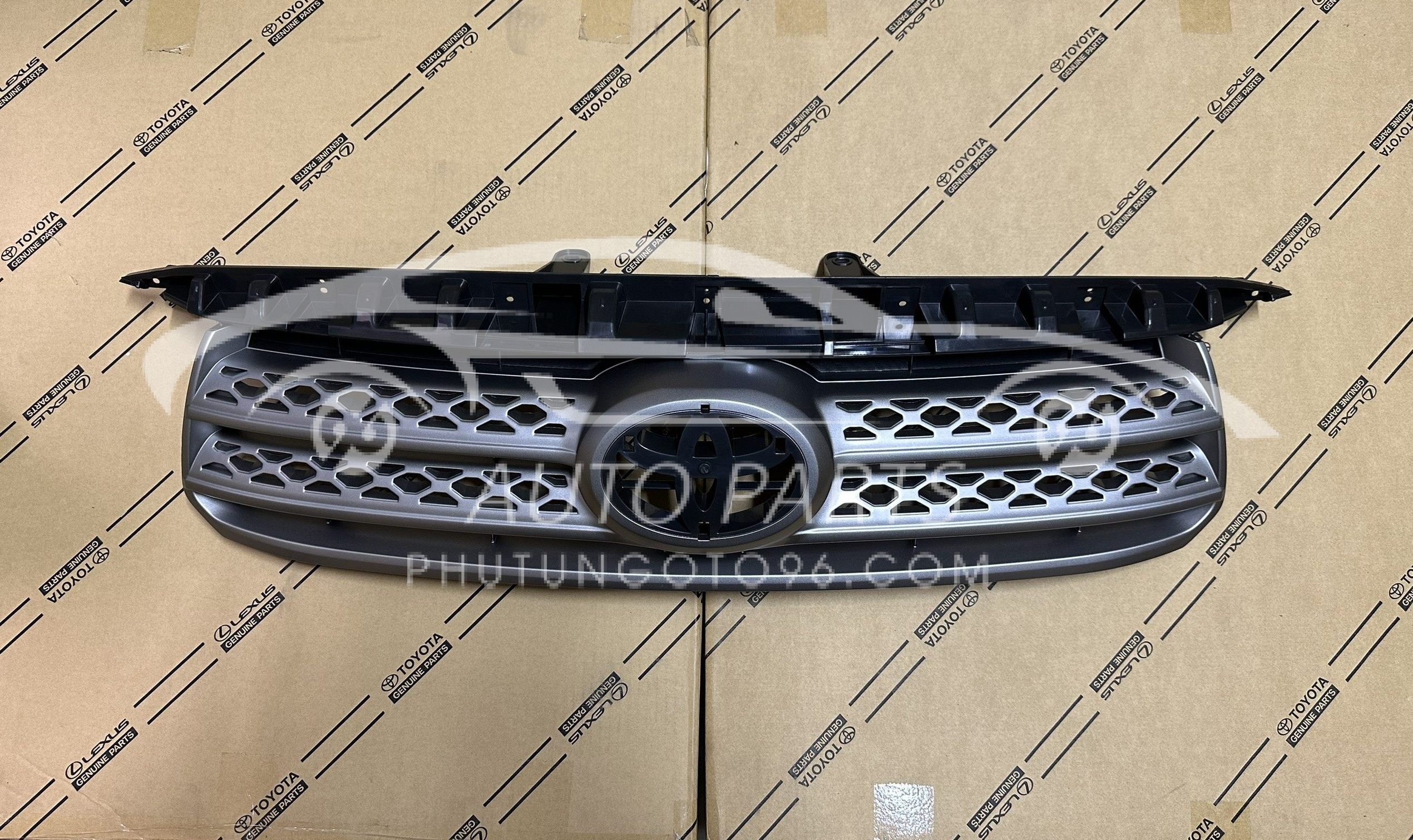 53111-0K290 Ca lăng Fortuner 2008-2011