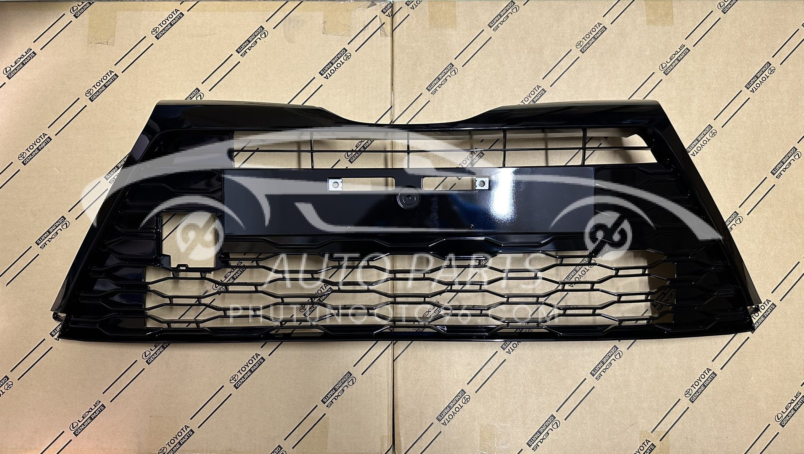 53112-YP380  Lưới thoáng gió Yaris 2020-2022