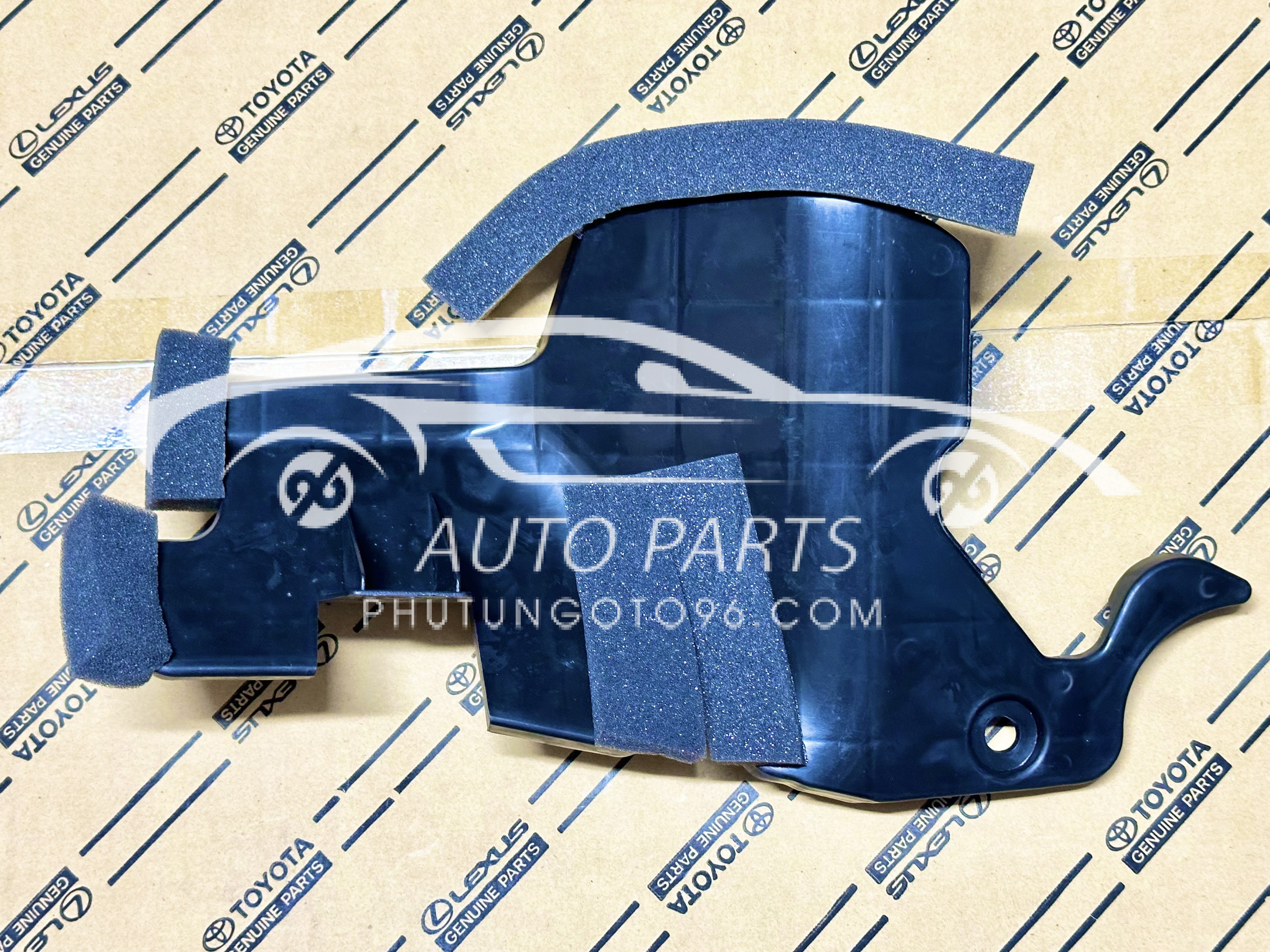 53293-0K040 Hướng gió giàn nóng két nước Innova 2008-2011 RH