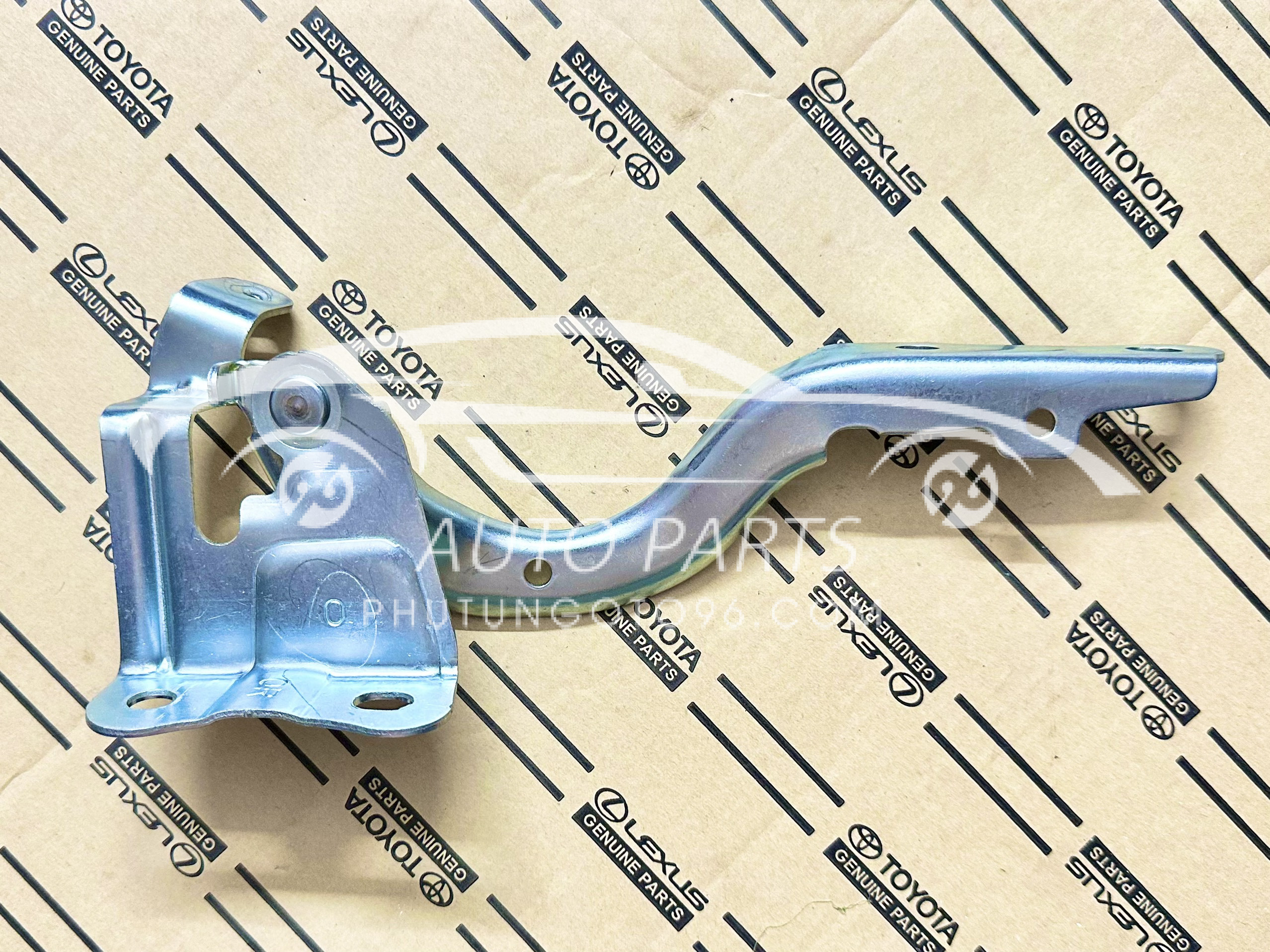 53410-0D460 Bản lề ca bô Yaris 2014-2017 RH