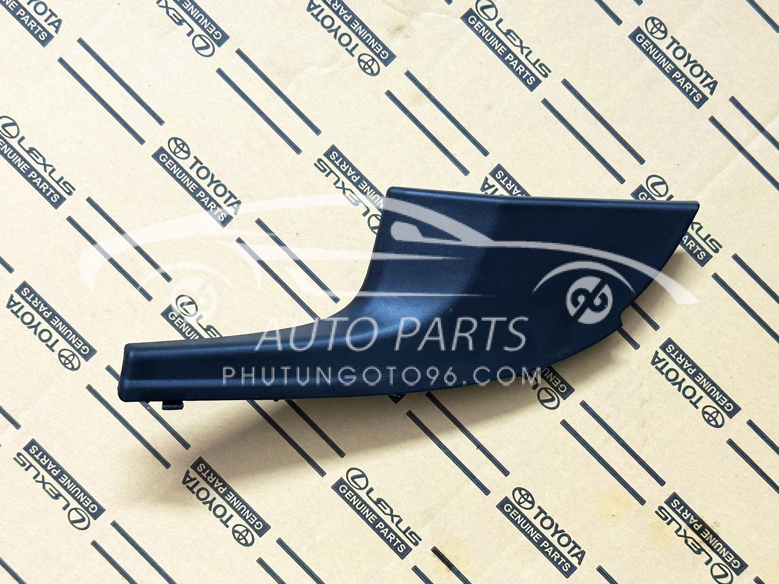 53445-BZ032 Ốp nhựa góc chân kính chắn gió Wigo 2019 RH