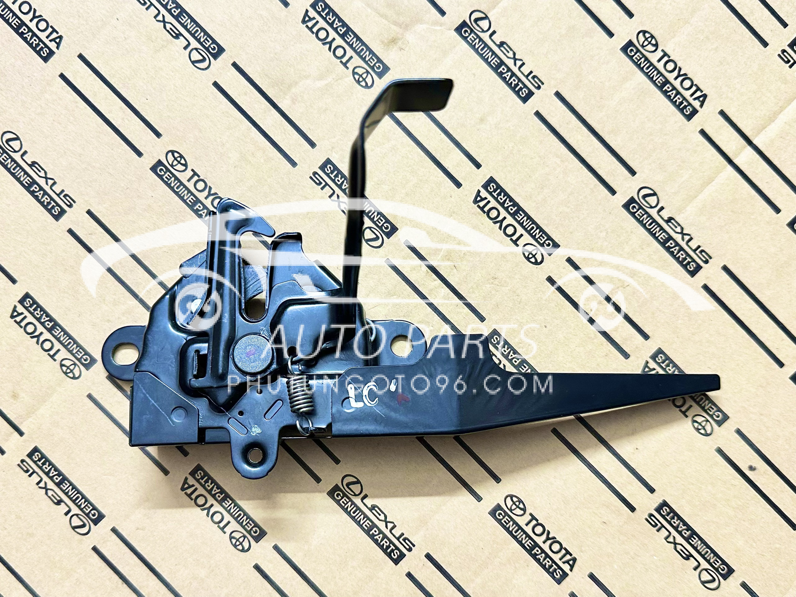 53510-0D850 Khóa ca bô Yaris, Vios 2018