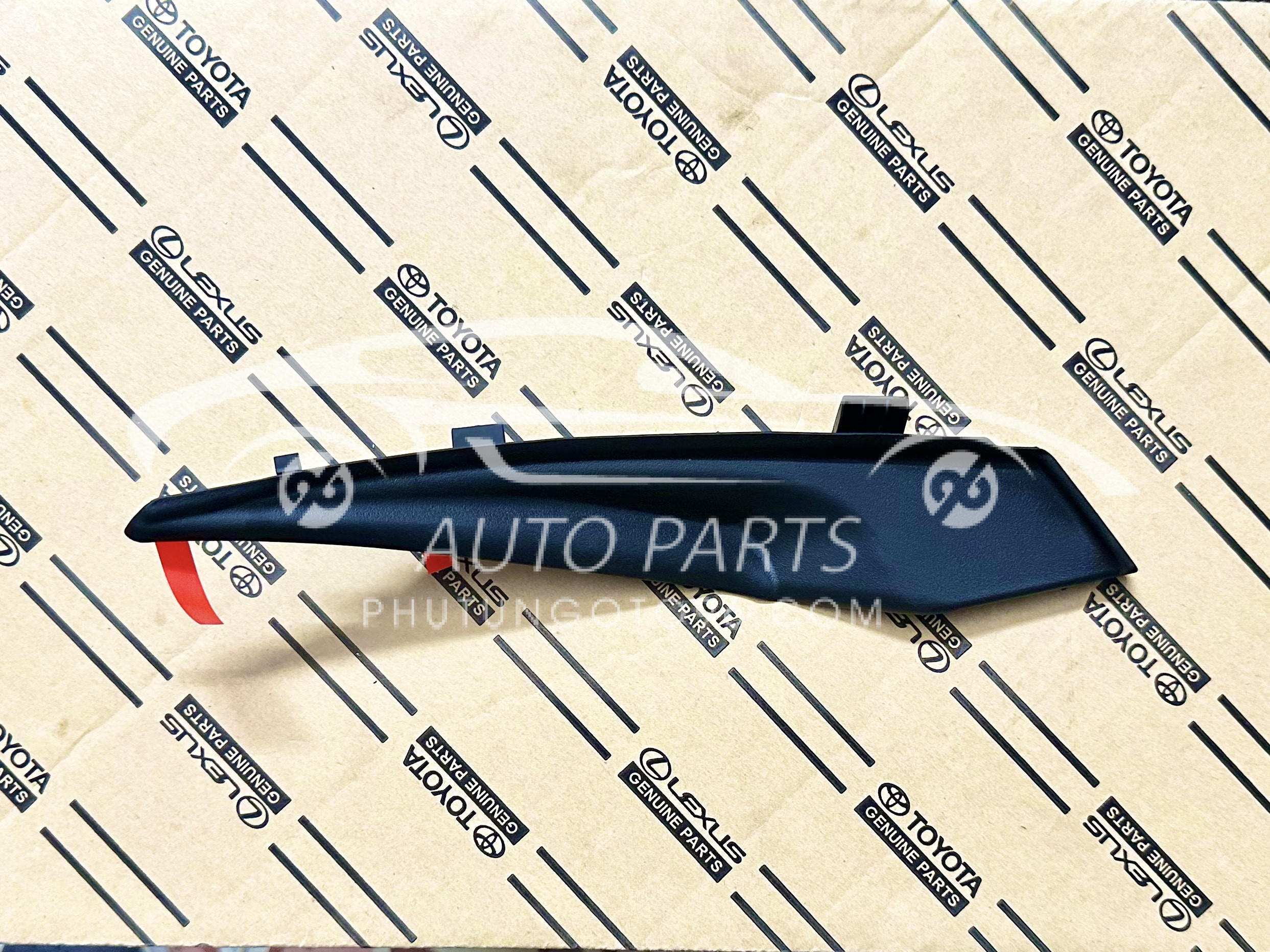 53824-02150 Ốp nhựa góc chân kính chắn gió Altis 2014-2018 LH