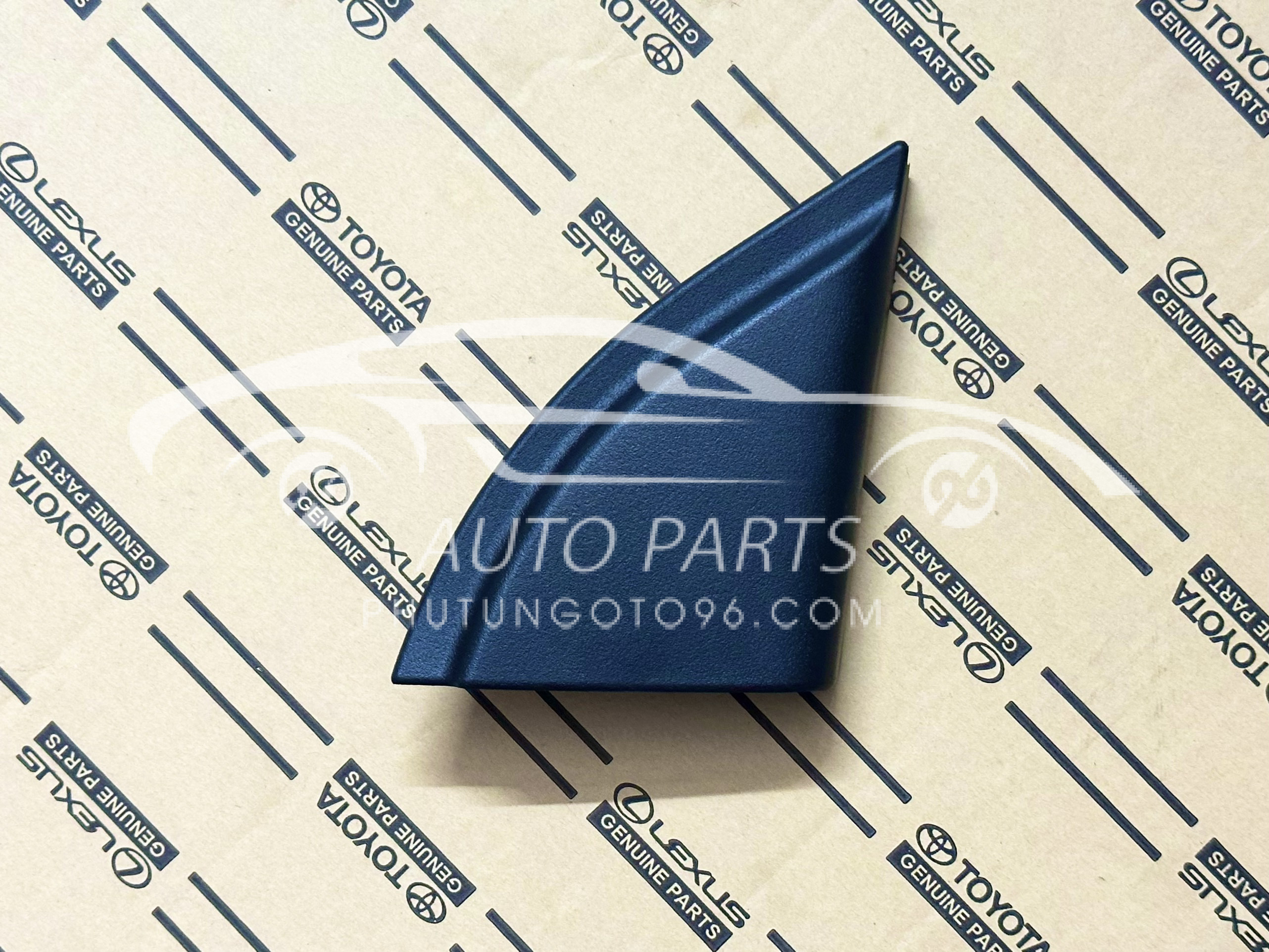 67491-0D160 Ốp chân gương trong xe Vios 2014-2018 RH