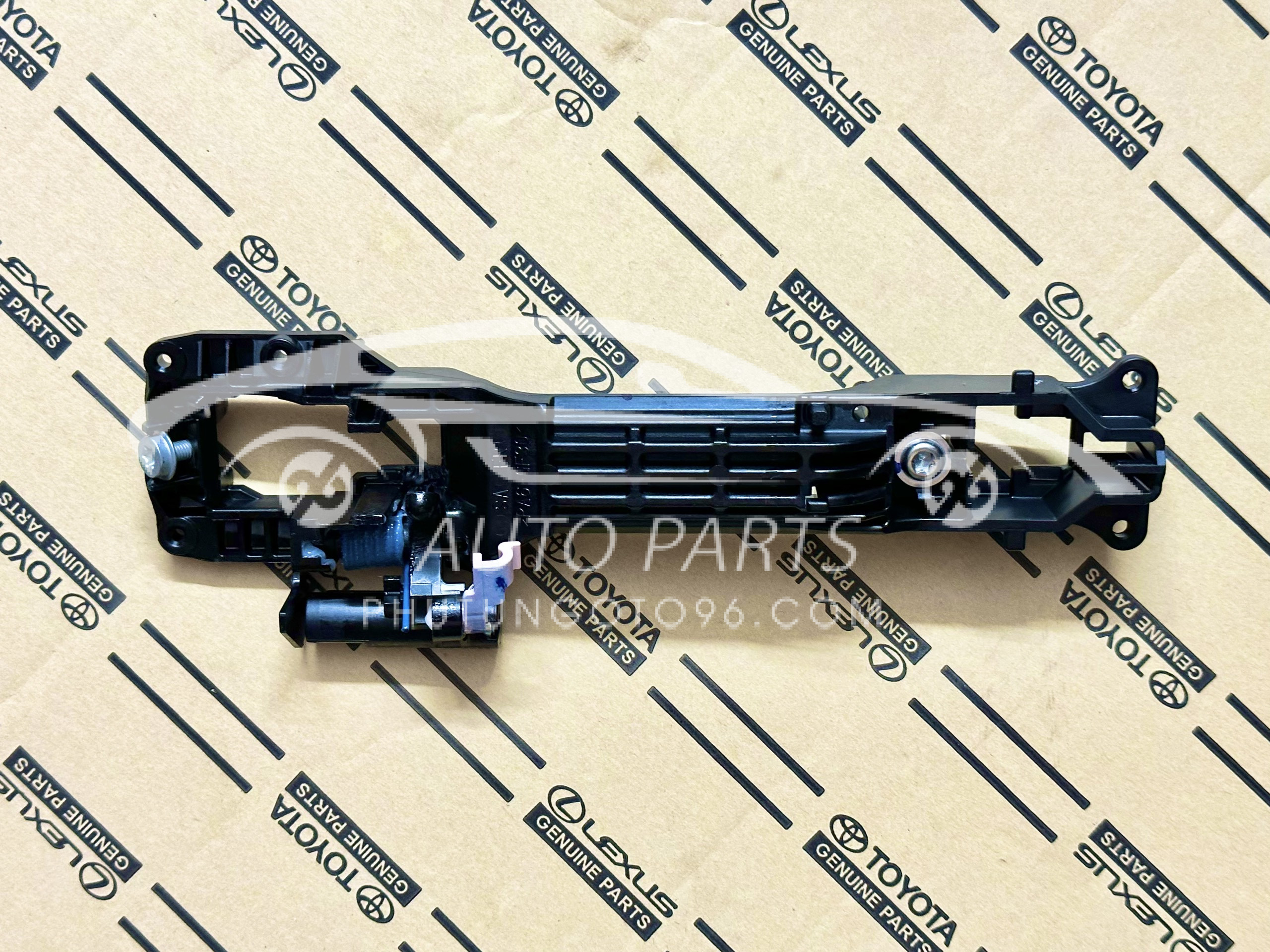 69201-0D150 Xương tay mở cửa trước Vios , Yaris 2014-2019 RH