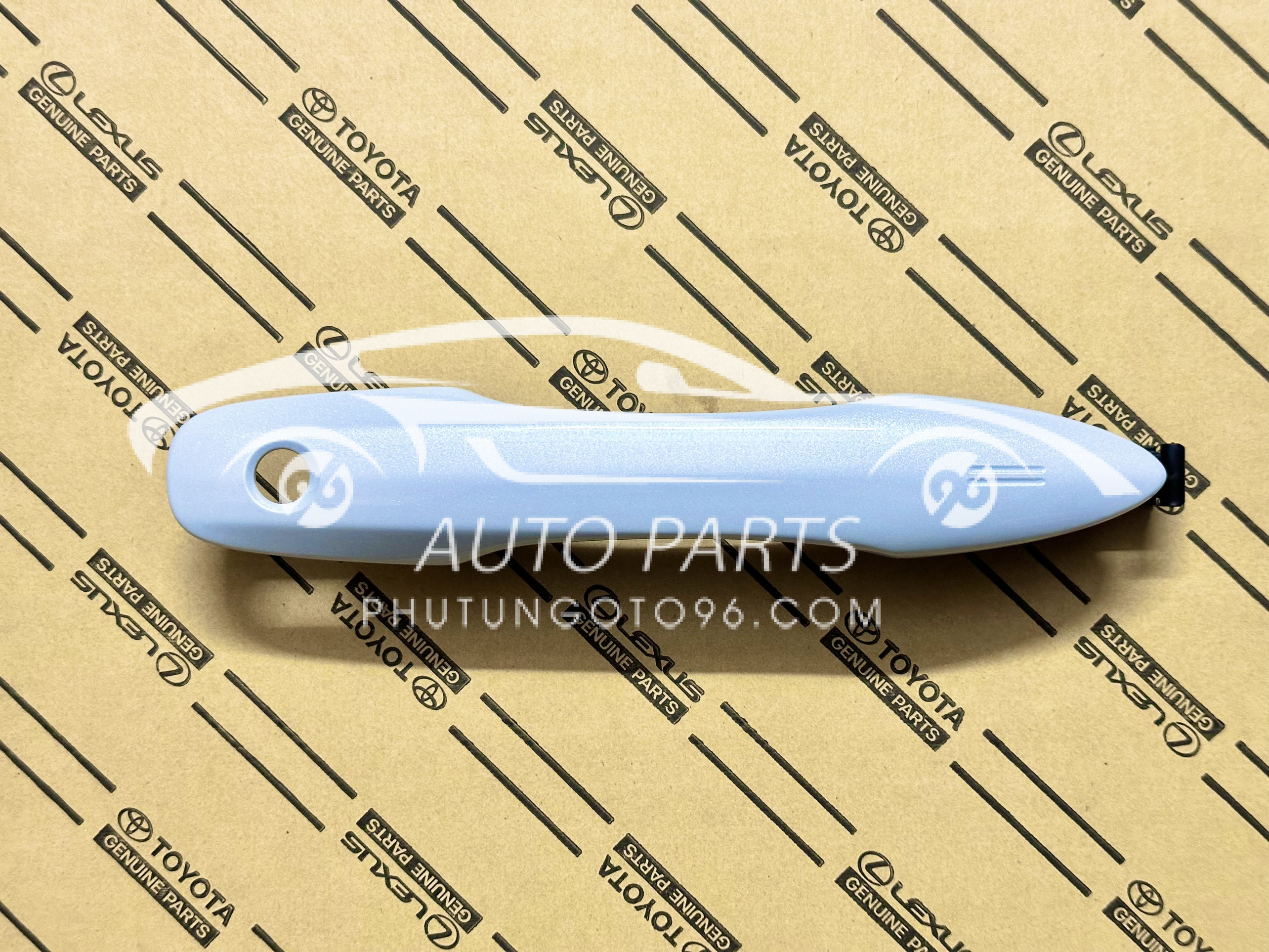 69210-47041-A2 Tay mở cửa trước ngoài Cross LH