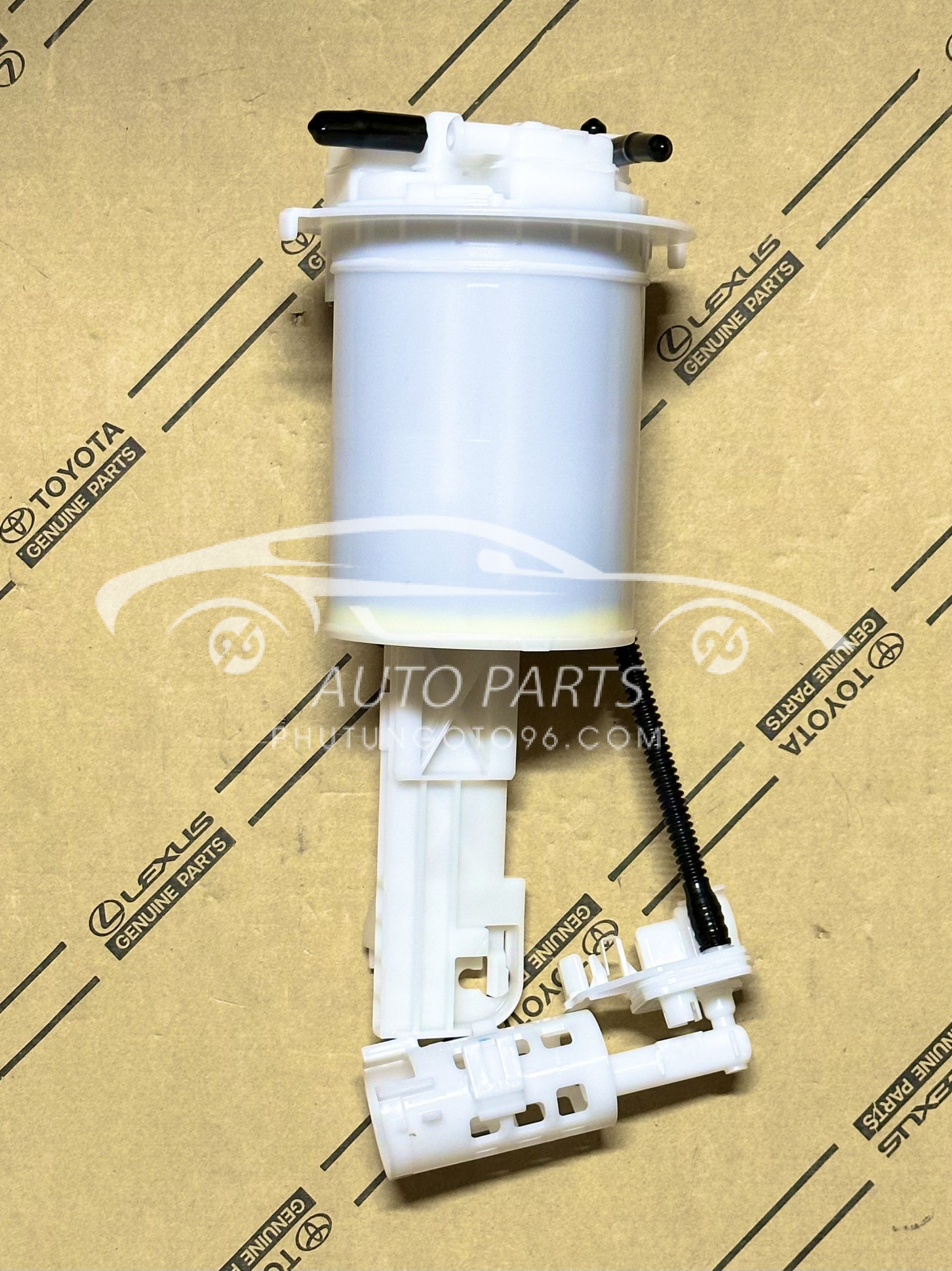 77024-16010 Lọc xăng Cross G-V