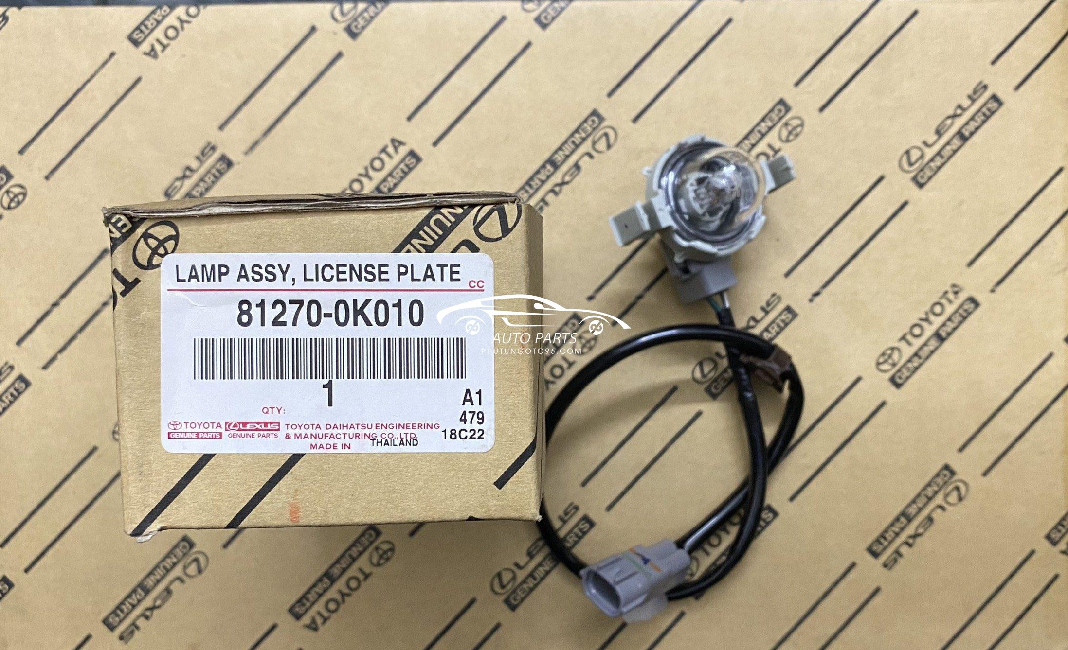 81270-0K010  Đèn soi biển số Hilux 2011 - 2016