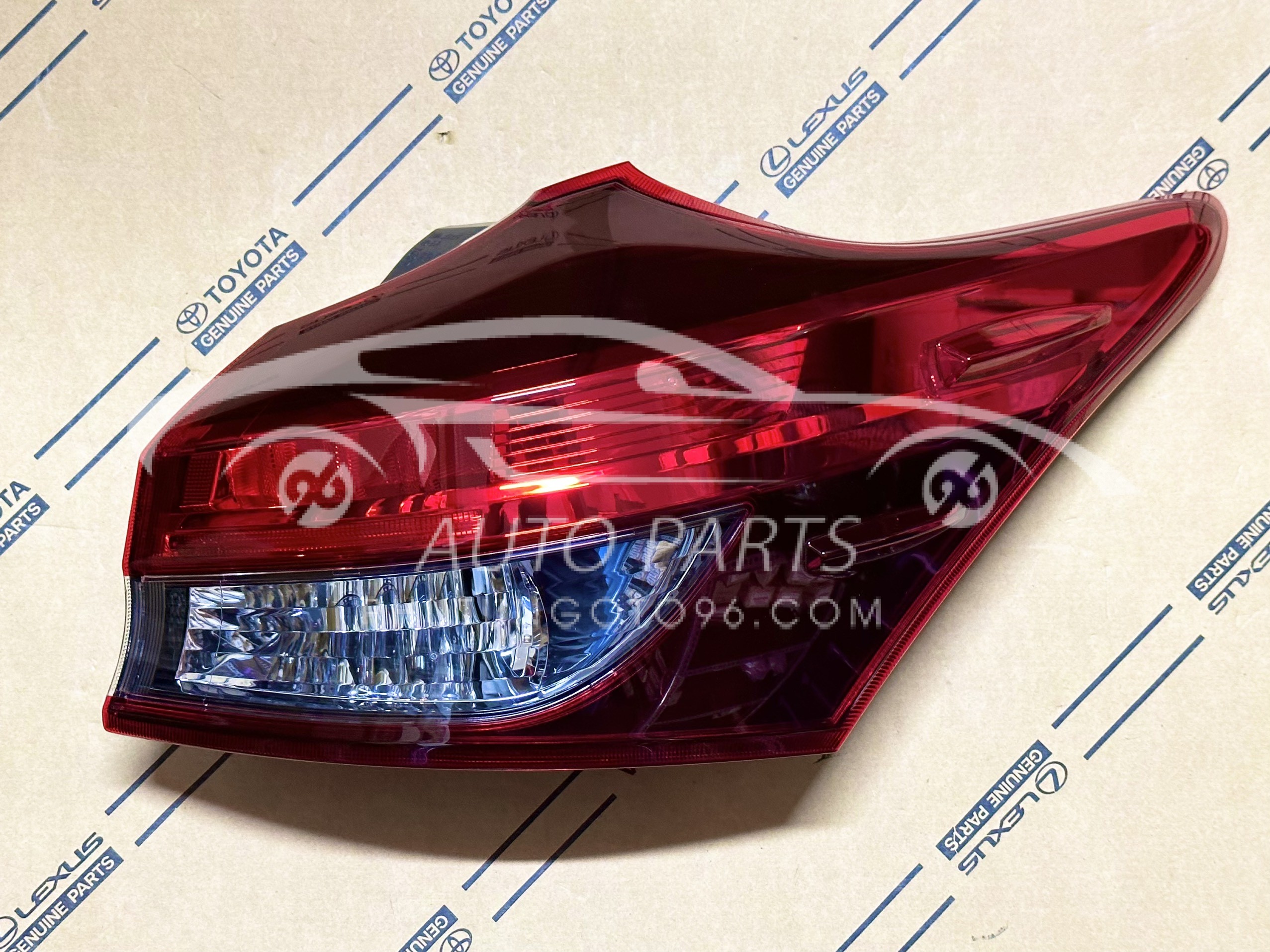 81551-0D870 Đèn hậu ngoài Yaris 2018-2020 RH