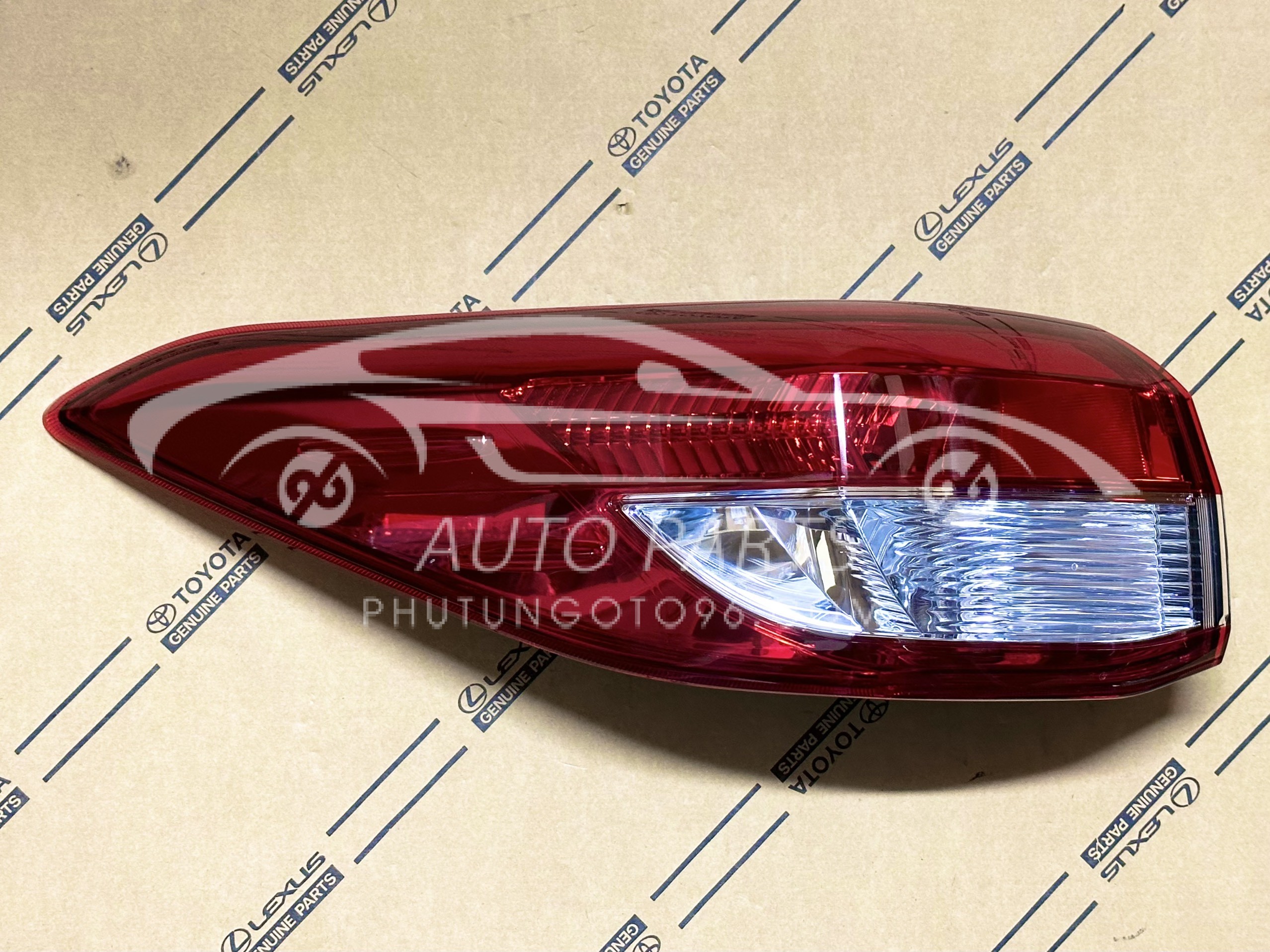 81561-0DA50 Đèn hậu ngoài Vios 2018-2022 LH (Không Led)