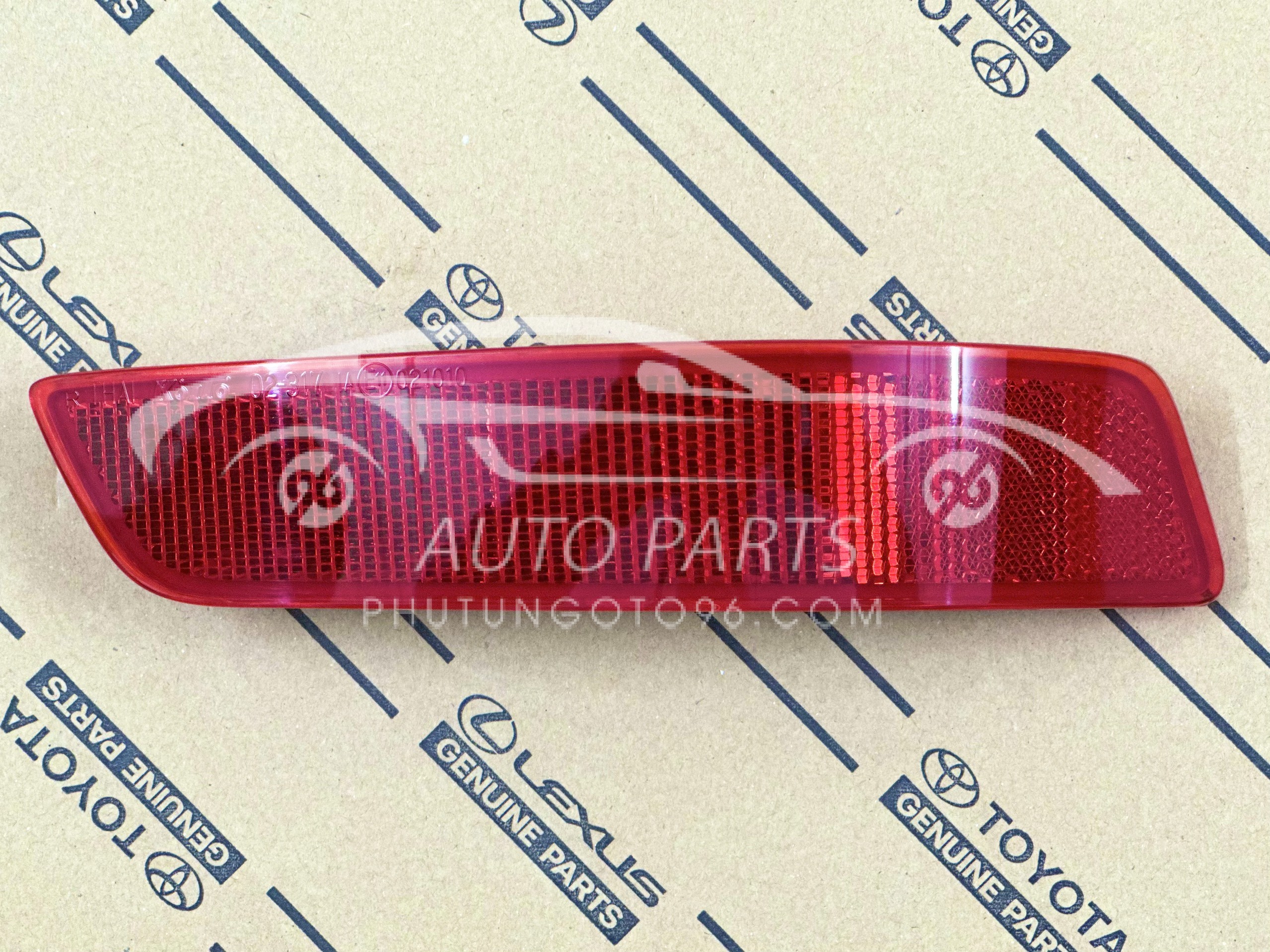 81910-02170 Đèn phản quang ba đờ xốc sau Altis 2014-2019 RH