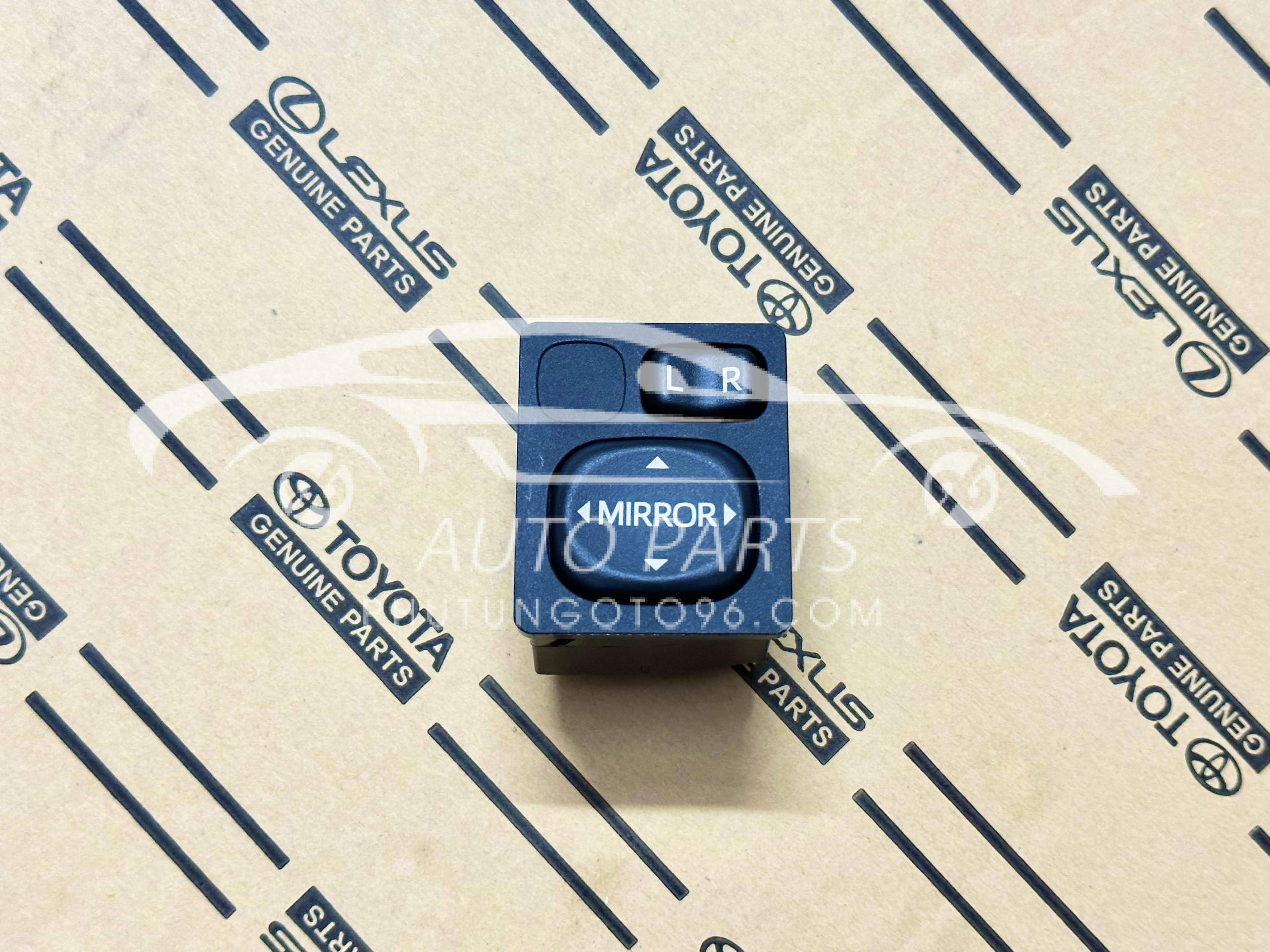 84870-BZ071 Công tắc điều chỉnh gương Wigo, Rush, Avanza