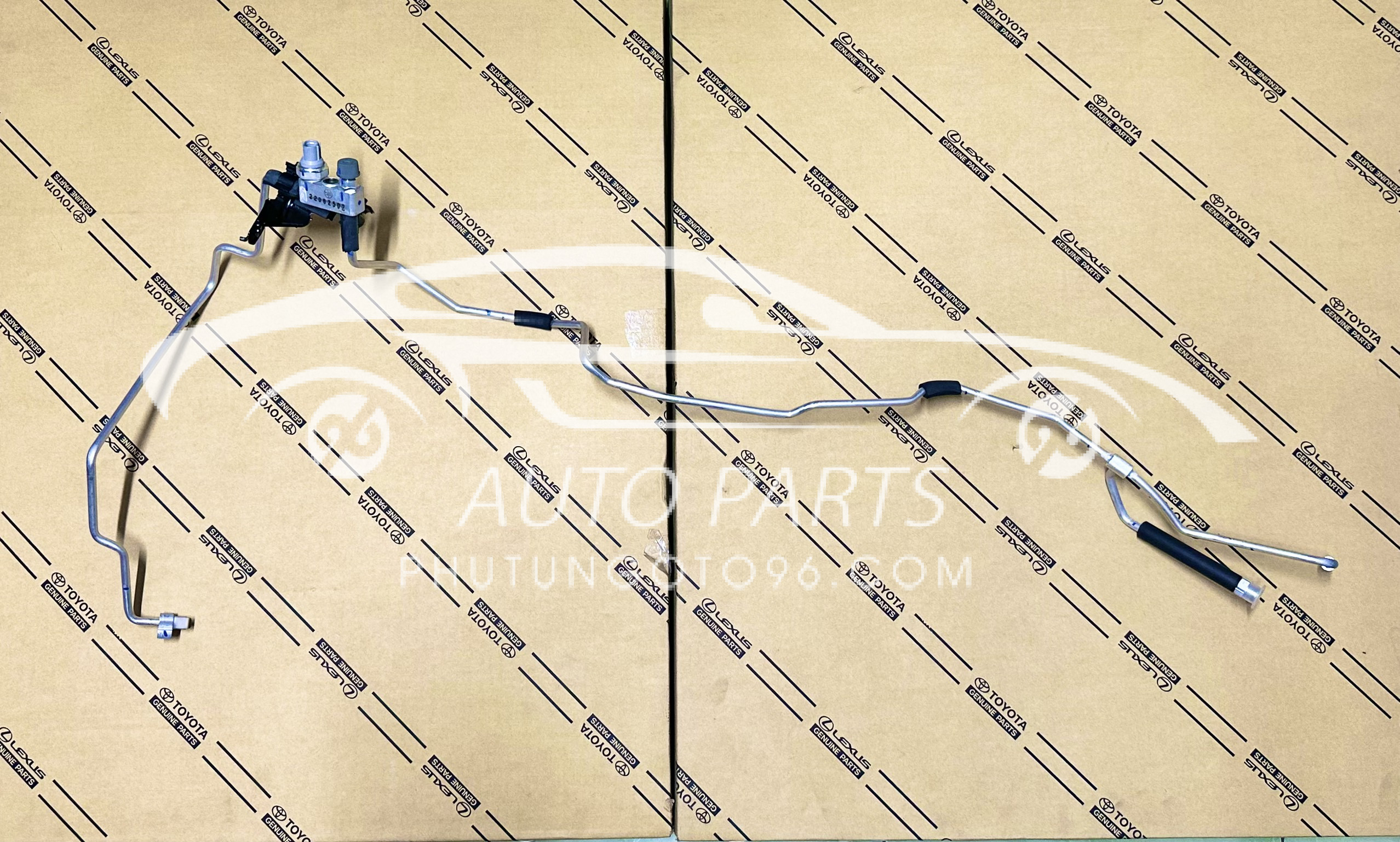 88710-0K610 Tuy ô điều hòa cao áp Innova