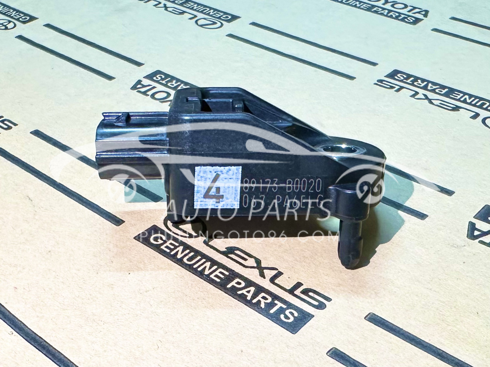 89173-B0020 Cảm biến túi khí đầu xe Rush