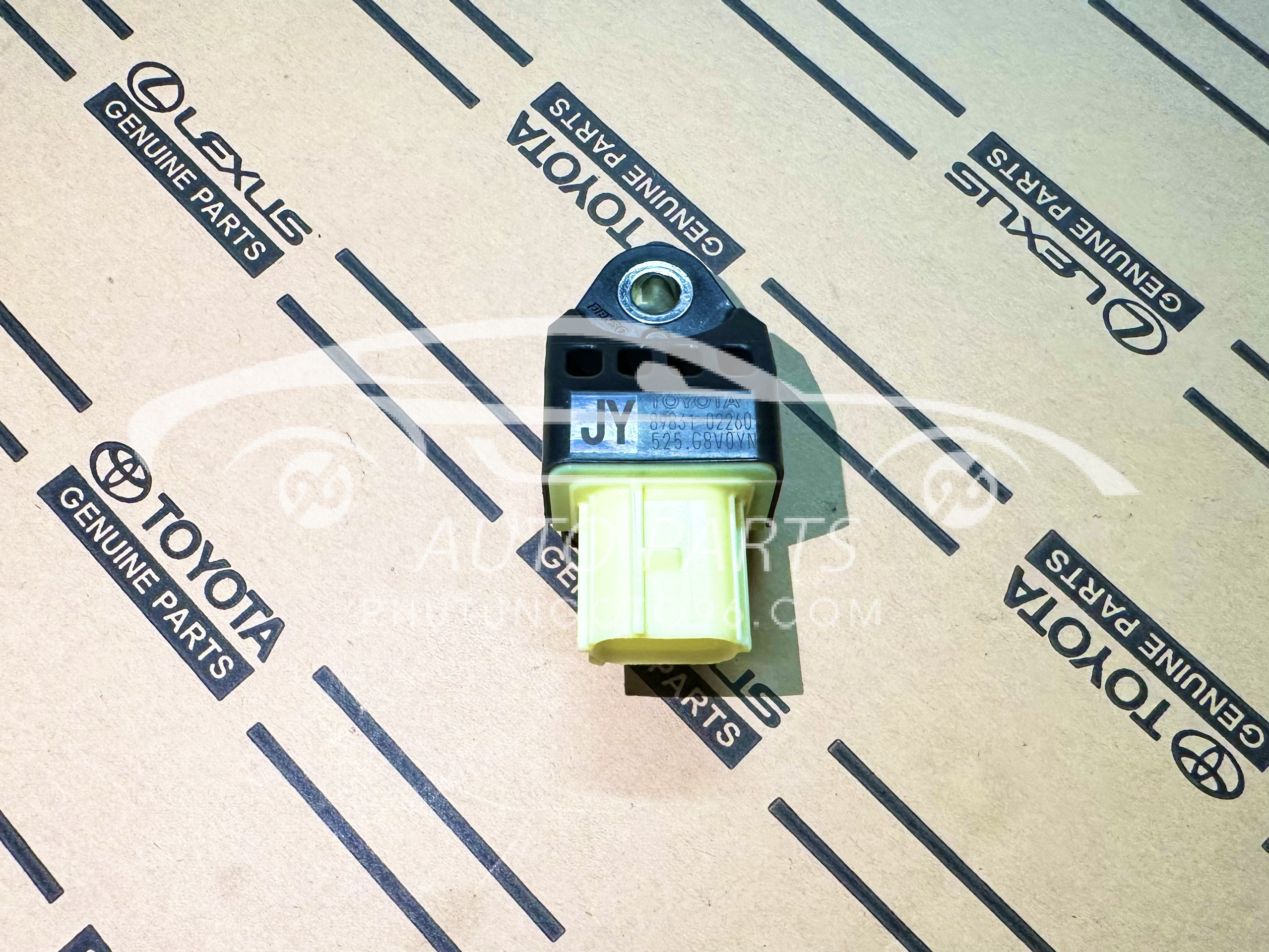 89831-02260 Cảm biến túi khí sườn xe Vios, Yaris, Altis 2018